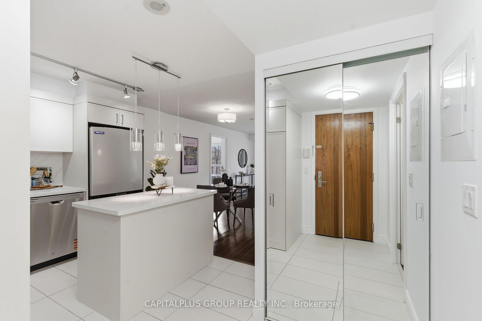 Photo 7 of Unit 318, 37 Galleria Parkway, Markham, Commerce Valley — HOMEH