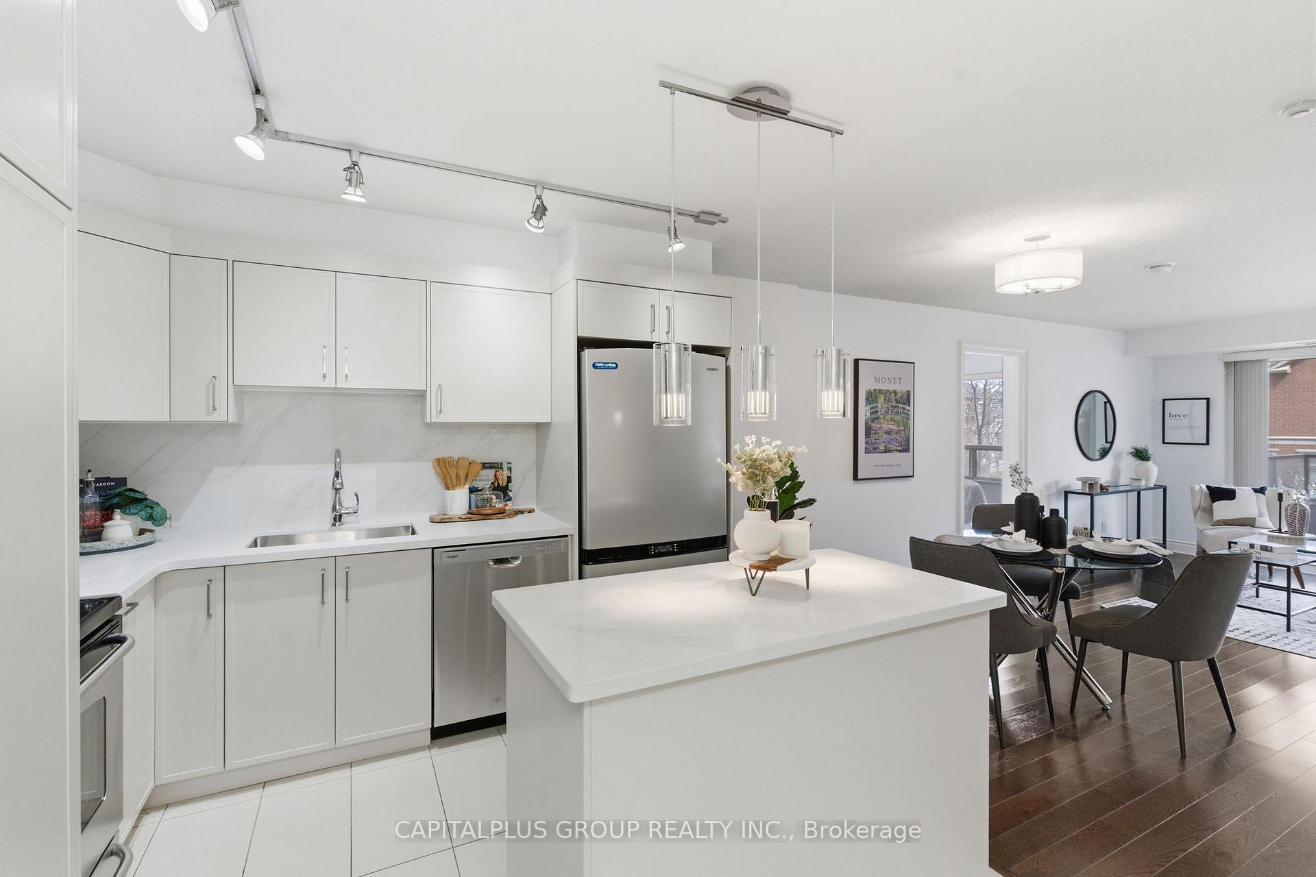 Photo 14 of Unit 318, 37 Galleria Parkway, Markham, Commerce Valley — HOMEH