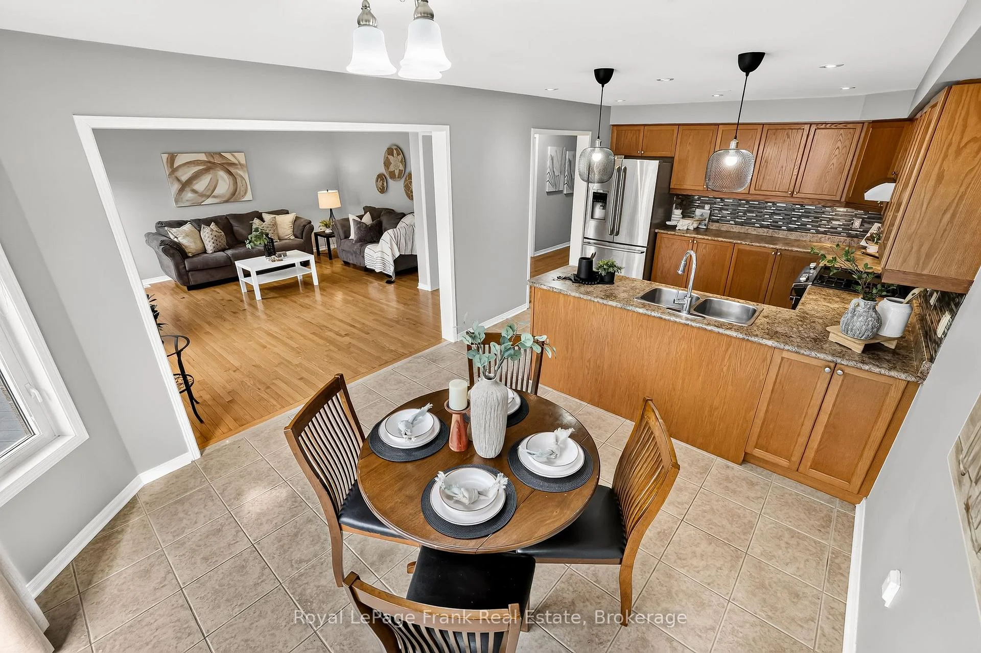 Photo 31 of 150 Dadson Drive, Clarington, Bowmanville — HOMEH