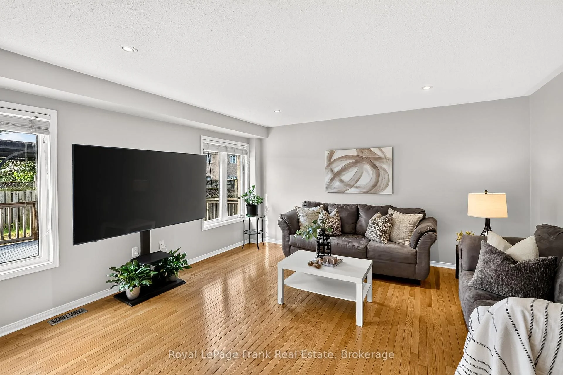 Photo 36 of 150 Dadson Drive, Clarington, Bowmanville — HOMEH