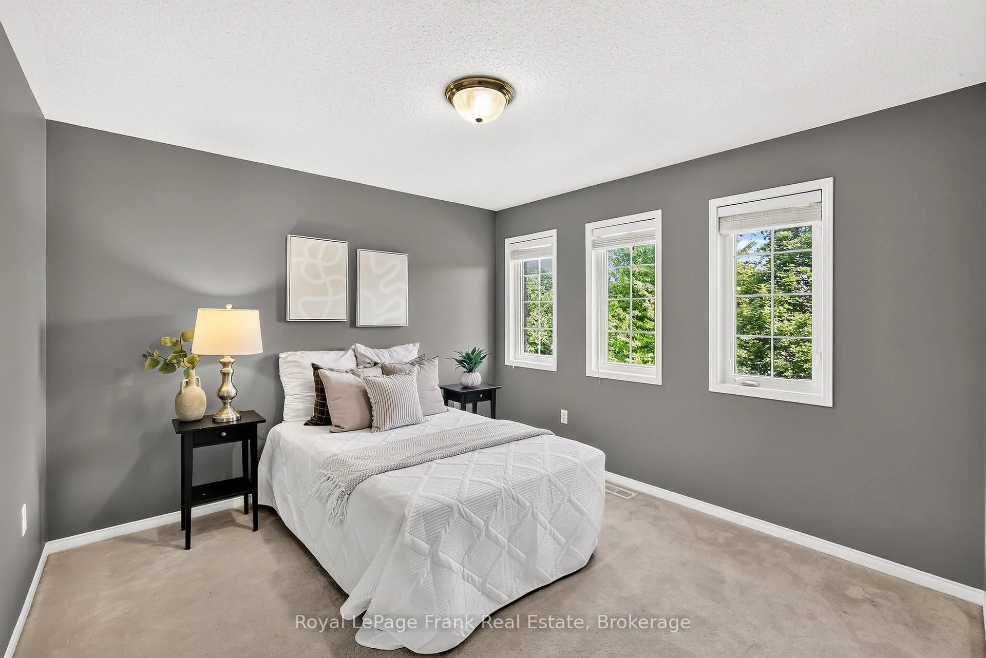 Photo 61 of 150 Dadson Drive, Clarington, Bowmanville — HOMEH