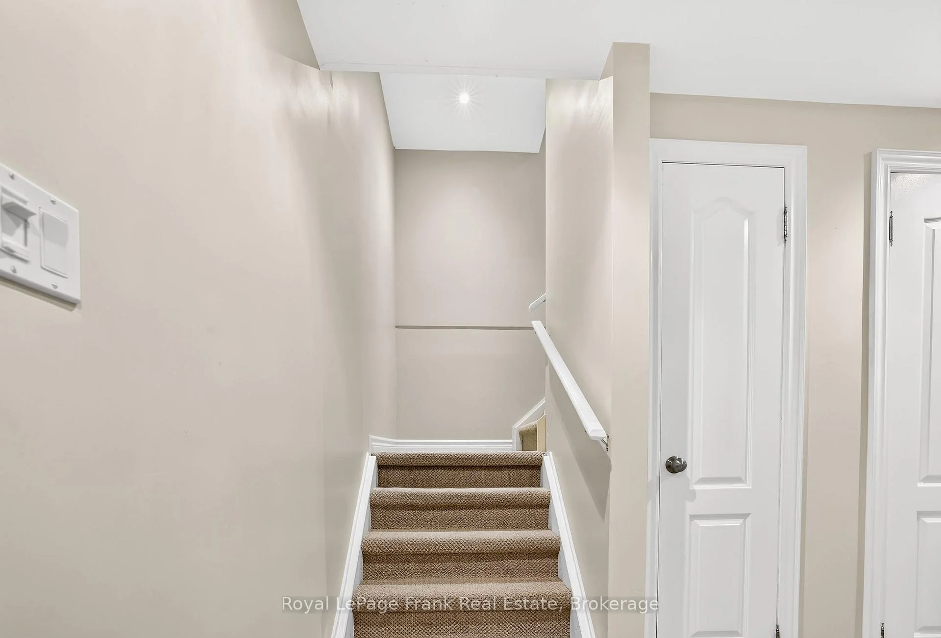 Photo 75 of 150 Dadson Drive, Clarington, Bowmanville — HOMEH