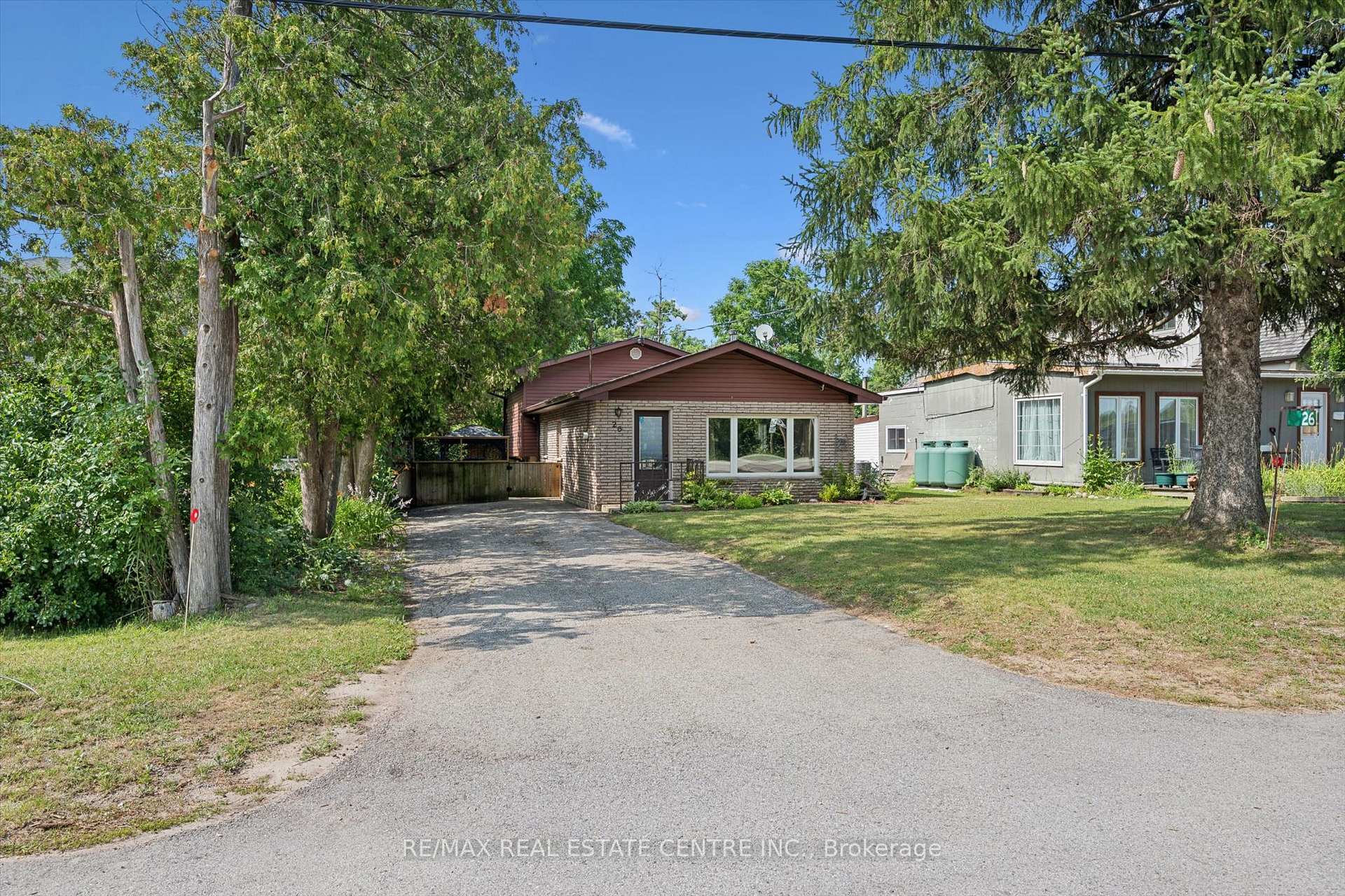Photo 4 of 26 Lake Road, Cambridge, East Galt — HOMEH