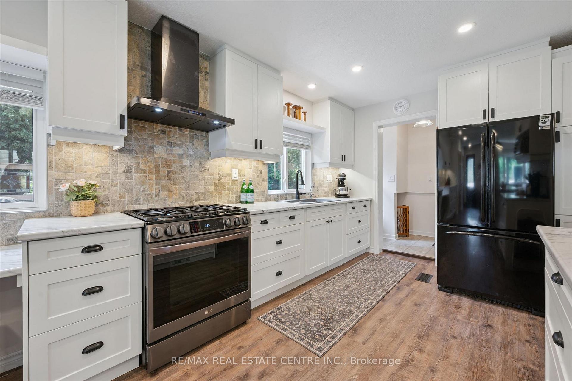 Photo 15 of 26 Lake Road, Cambridge, East Galt — HOMEH