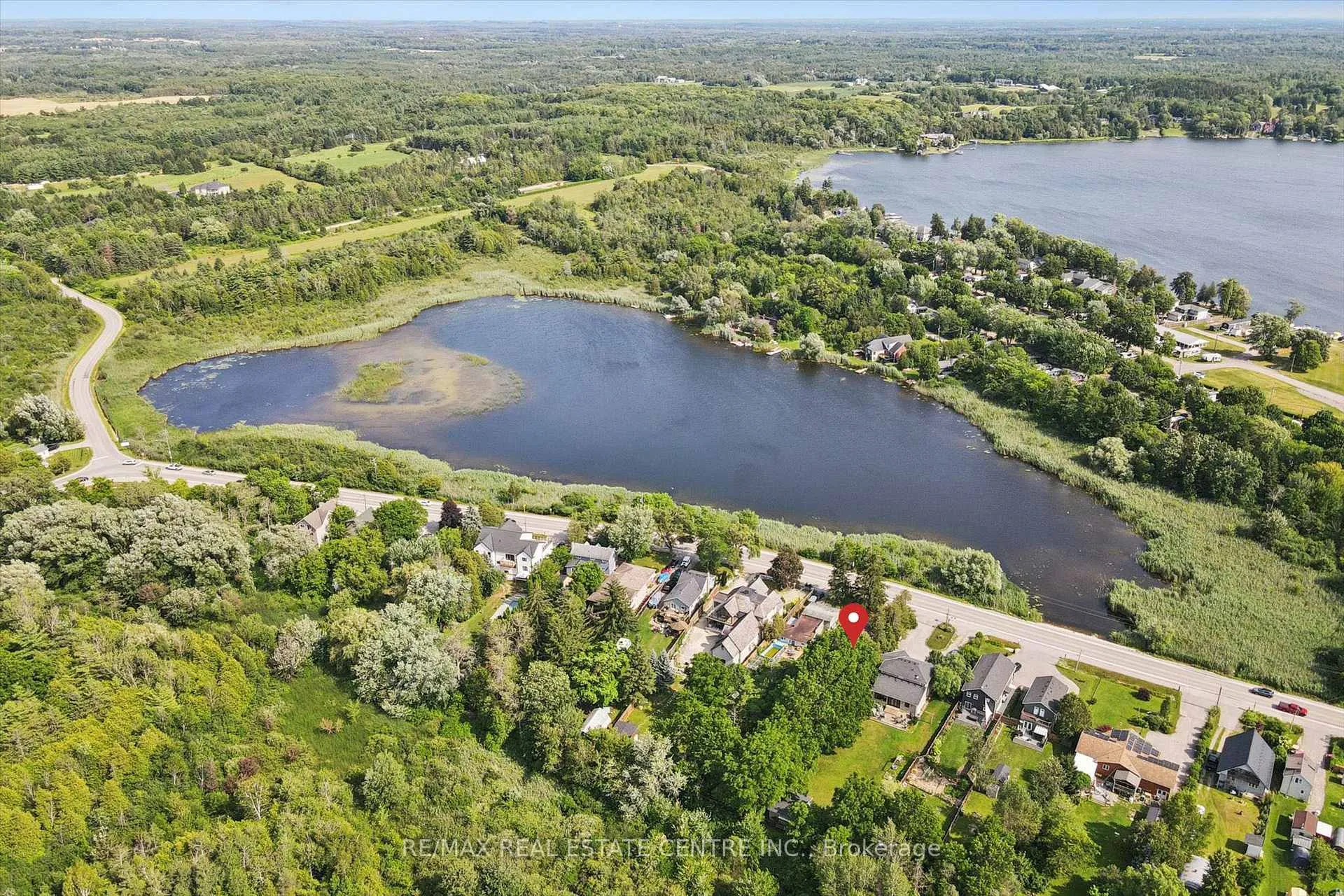 Photo 2 of 26 Lake Road, Cambridge, East Galt — HOMEH