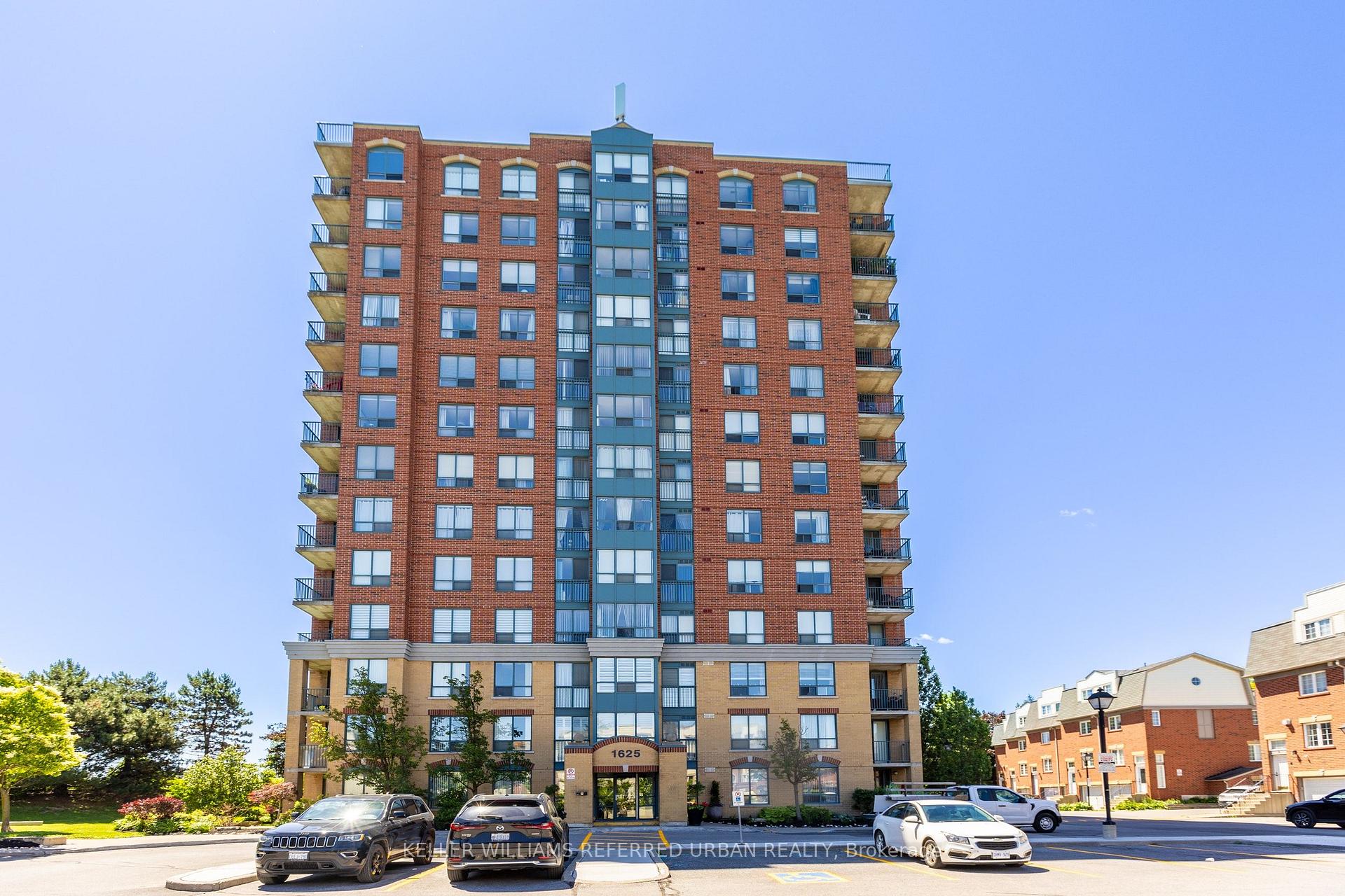 Photo 2 of Unit 703, 1625 Pickering Parkway, Pickering, Town Centre — HOMEH