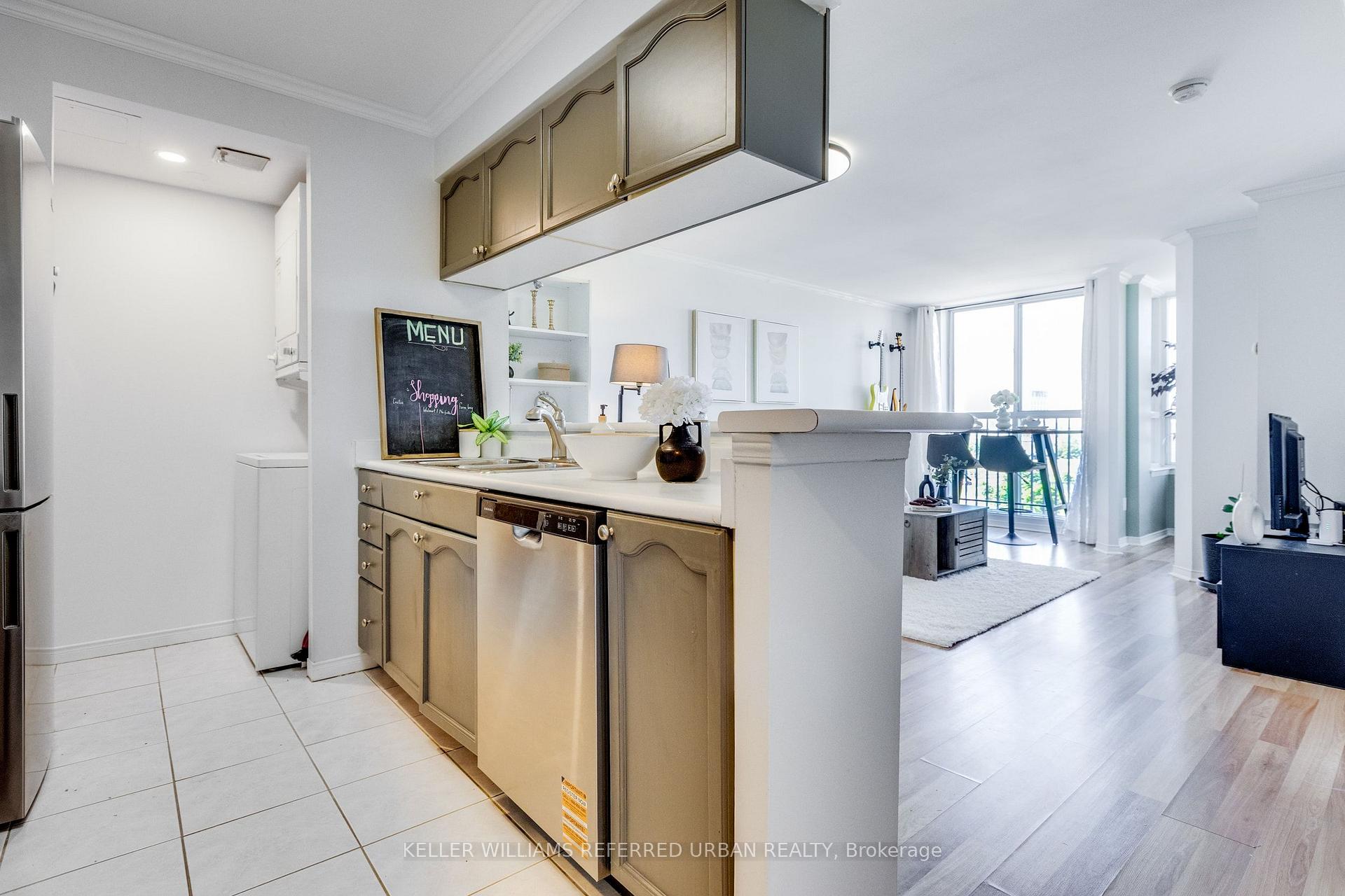 Photo 11 of Unit 703, 1625 Pickering Parkway, Pickering, Town Centre — HOMEH