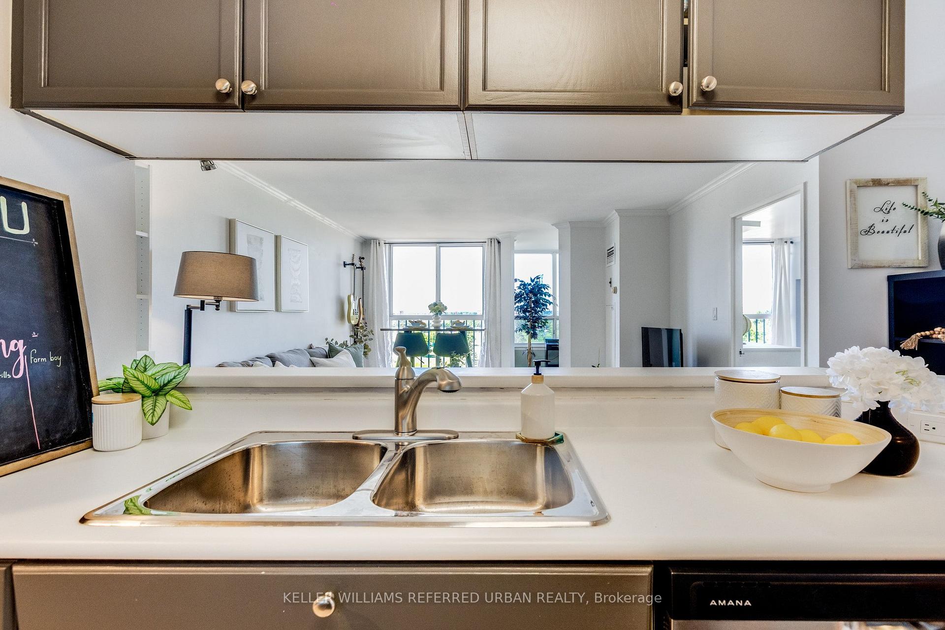 Photo 14 of Unit 703, 1625 Pickering Parkway, Pickering, Town Centre — HOMEH