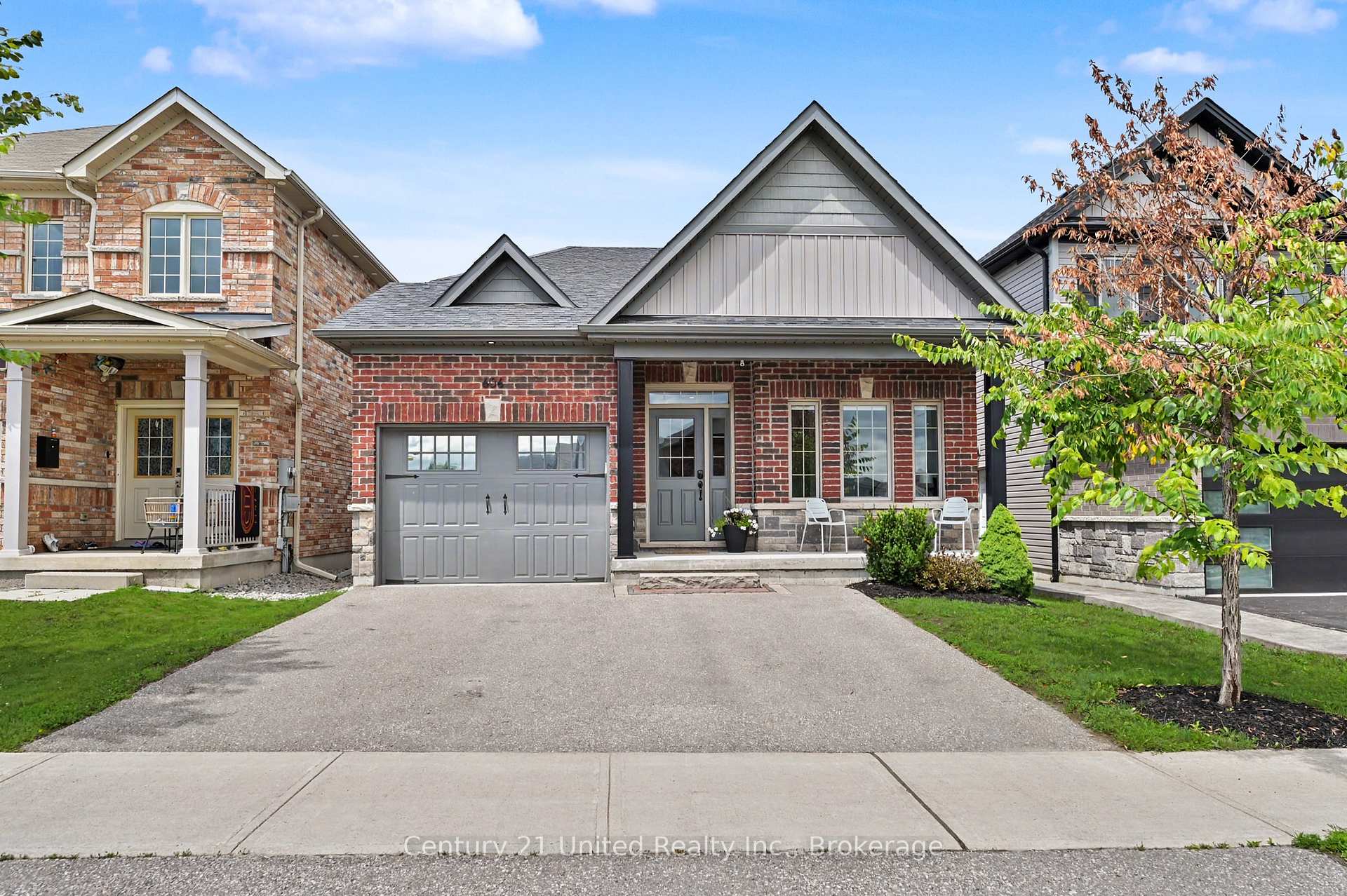 Photo 2 of 606 Settlers Ridge, Peterborough, Northcrest Ward 5 — HOMEH