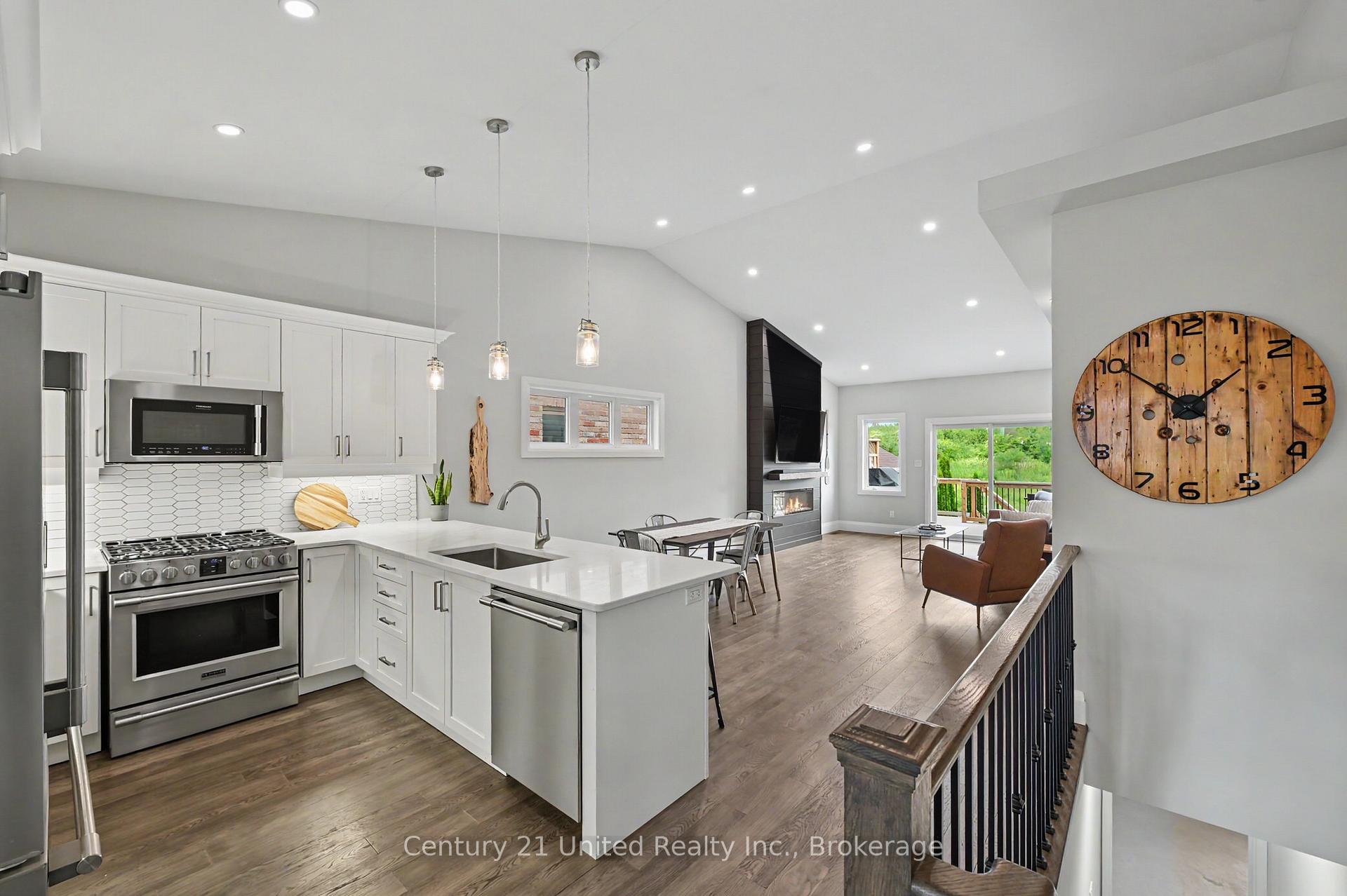 Photo 6 of 606 Settlers Ridge, Peterborough, Northcrest Ward 5 — HOMEH