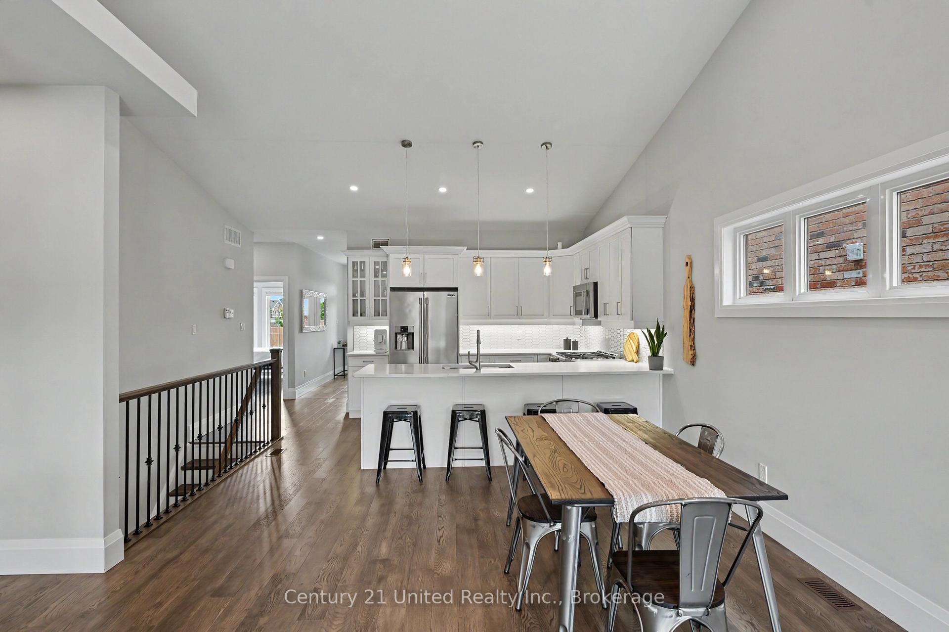 Photo 7 of 606 Settlers Ridge, Peterborough, Northcrest Ward 5 — HOMEH