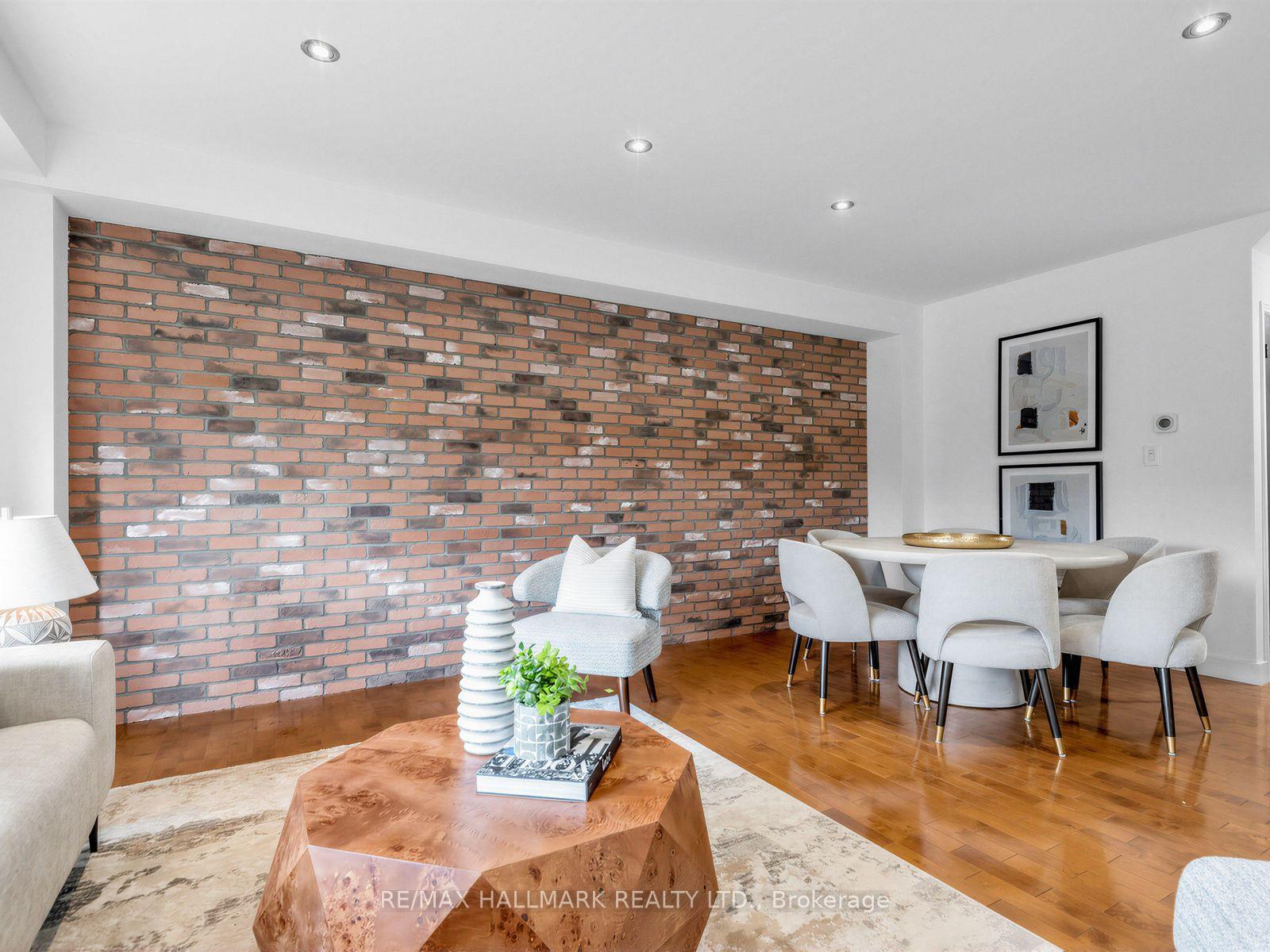 Photo 9 of 30 Jarrett Court, Vaughan, Vellore Village — HOMEH