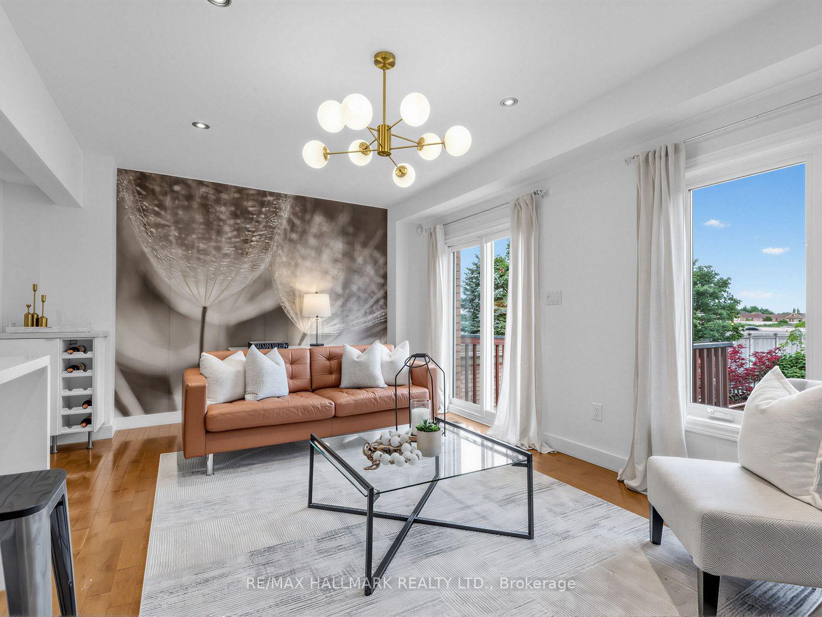 Photo 24 of 30 Jarrett Court, Vaughan, Vellore Village — HOMEH