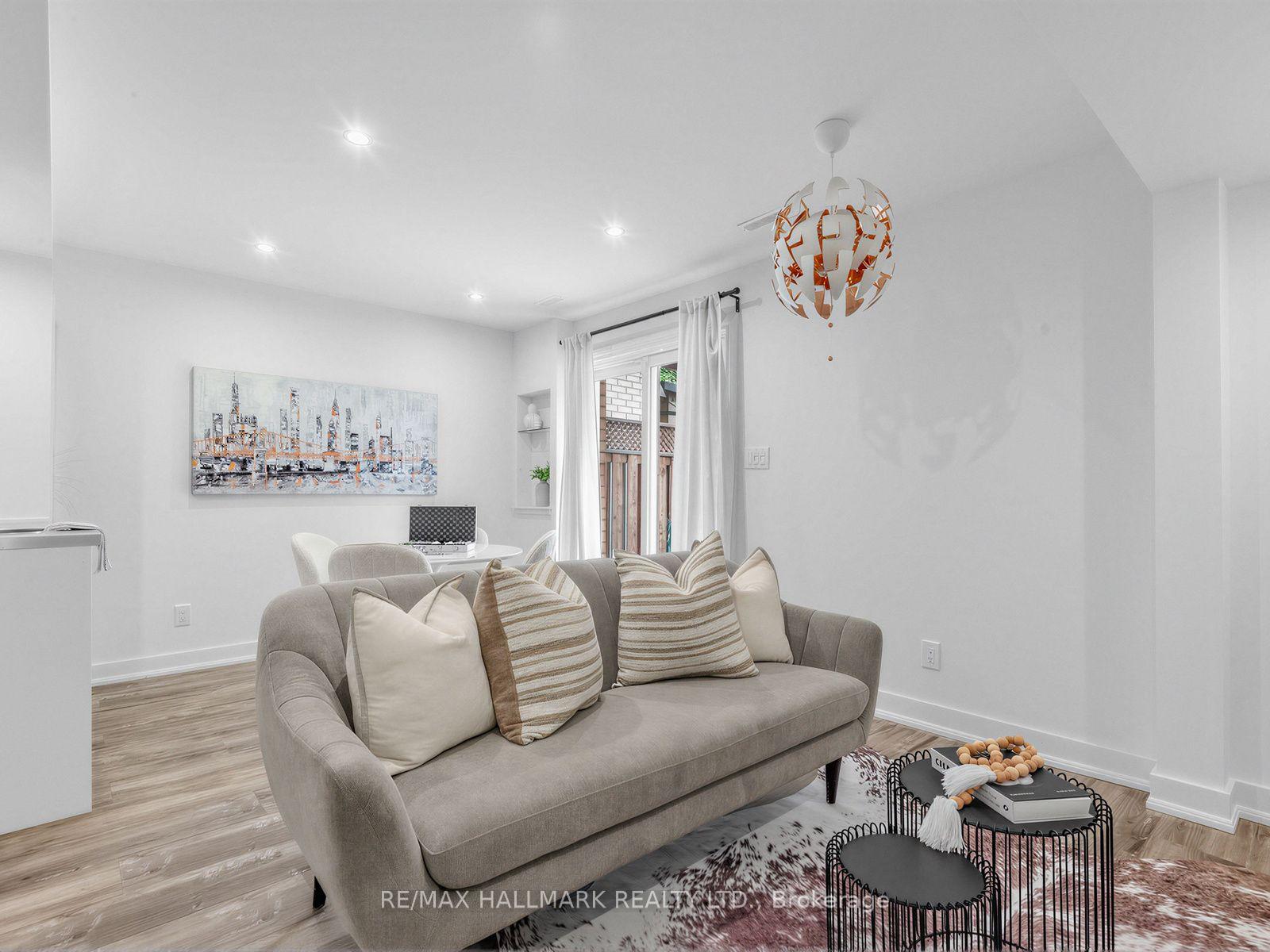 Photo 46 of 30 Jarrett Court, Vaughan, Vellore Village — HOMEH