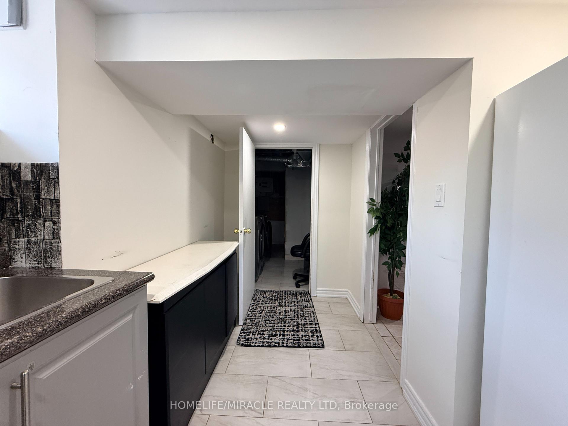 Photo 2 of 755 Somerville Street, Oshawa, Centennial — HOMEH
