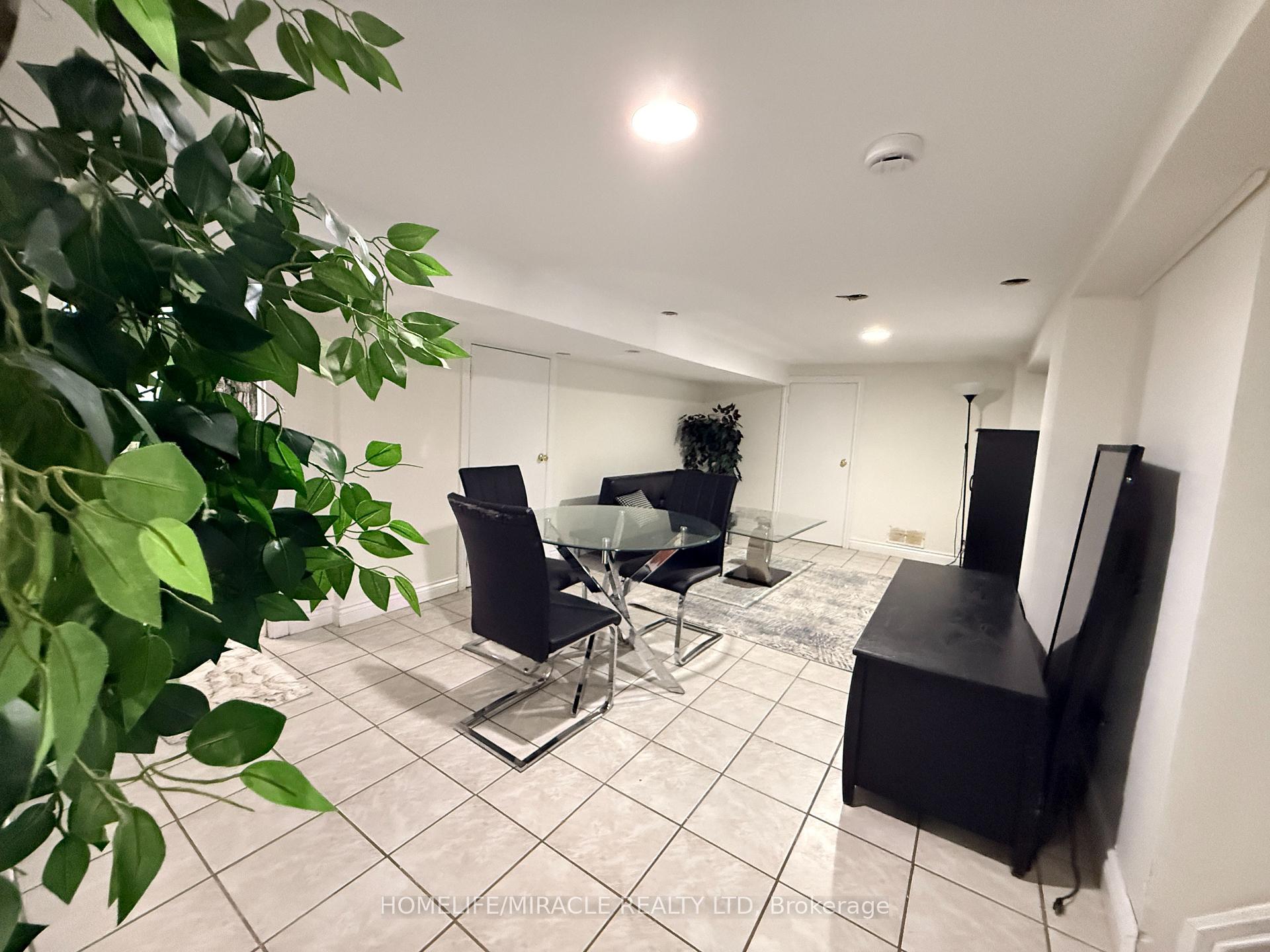 Photo 5 of 755 Somerville Street, Oshawa, Centennial — HOMEH
