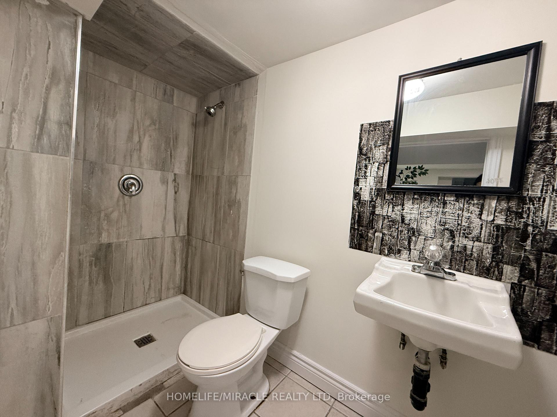 Photo 10 of 755 Somerville Street, Oshawa, Centennial — HOMEH