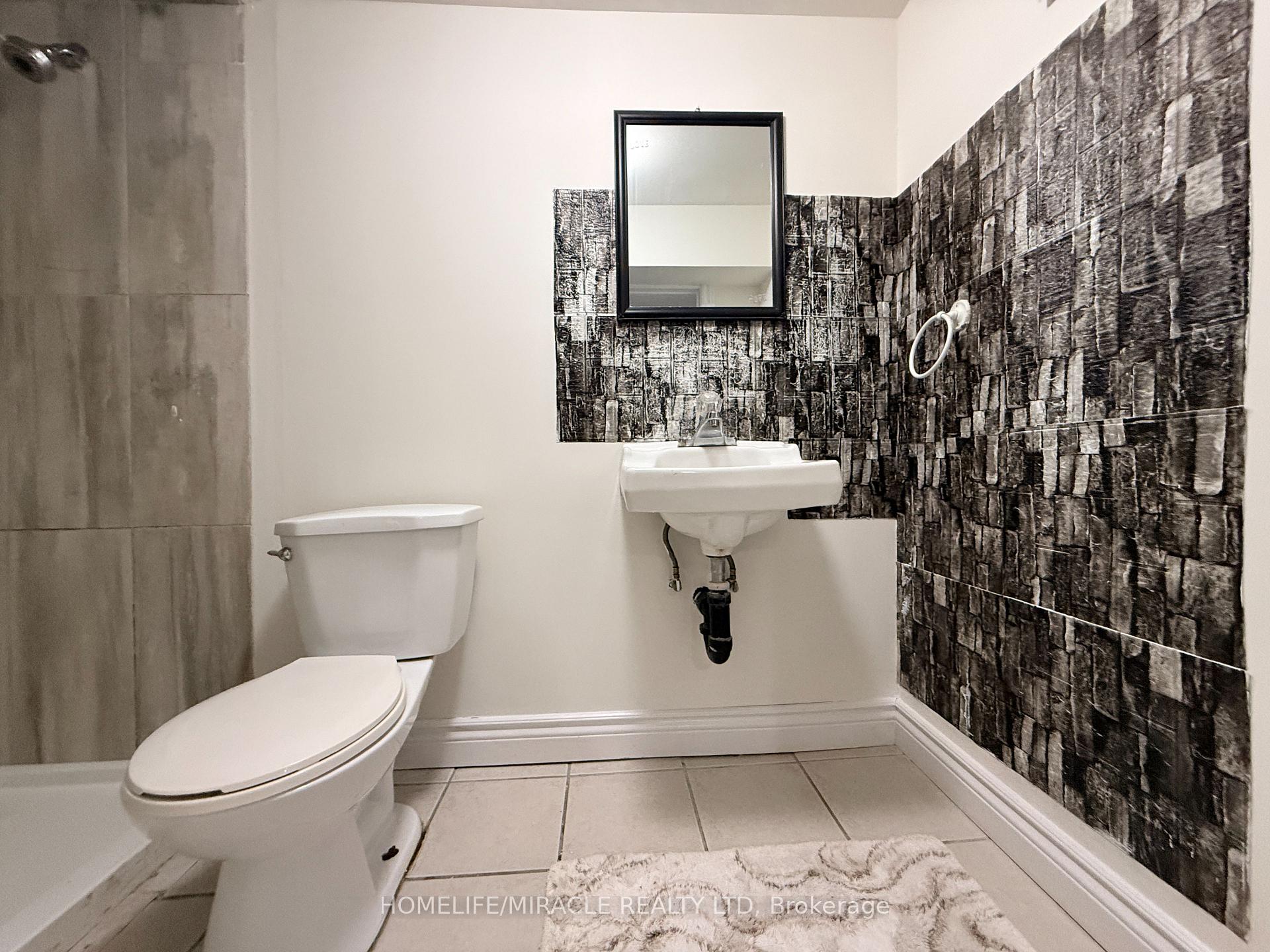 Photo 13 of 755 Somerville Street, Oshawa, Centennial — HOMEH