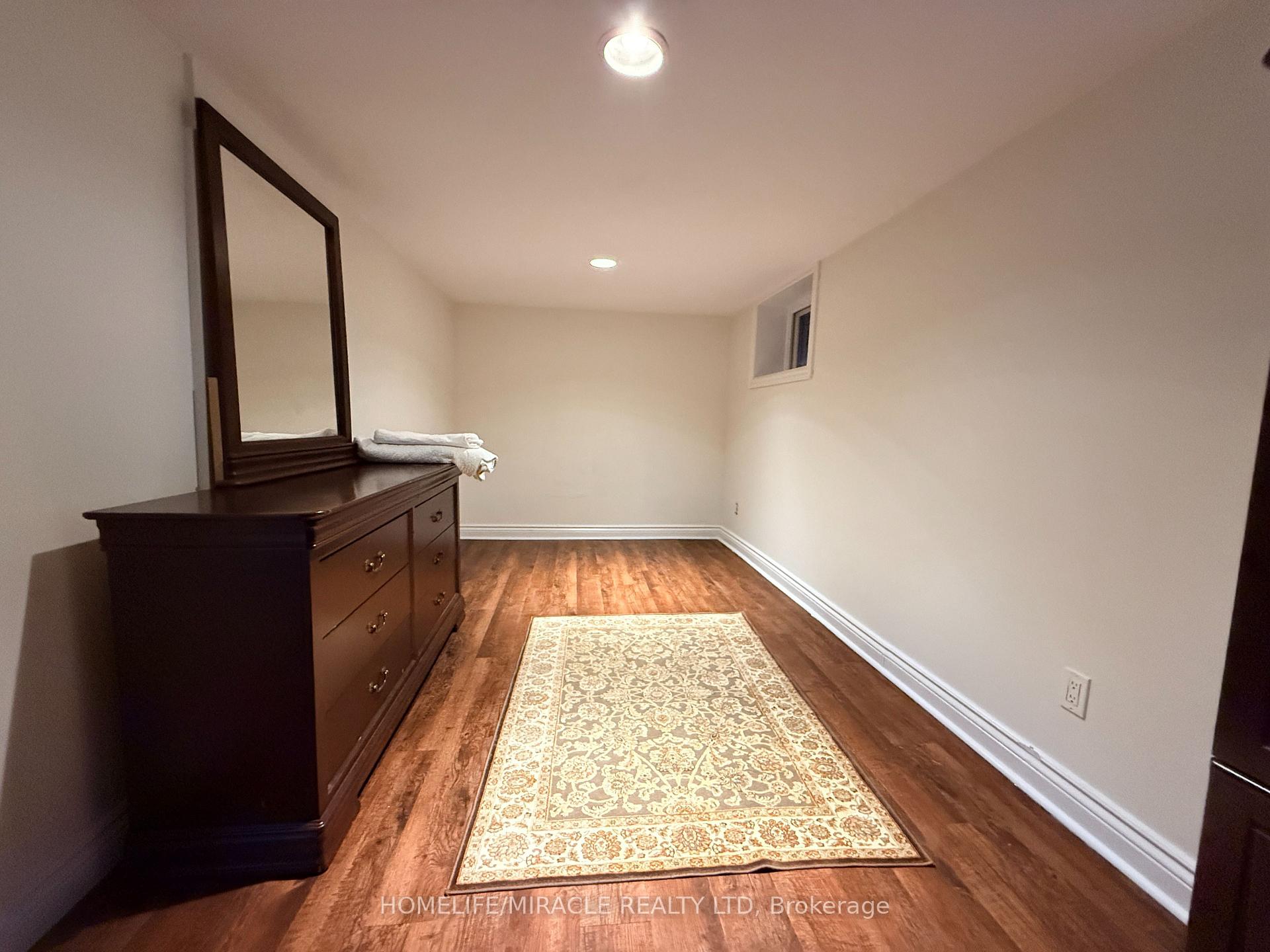 Photo 15 of 755 Somerville Street, Oshawa, Centennial — HOMEH
