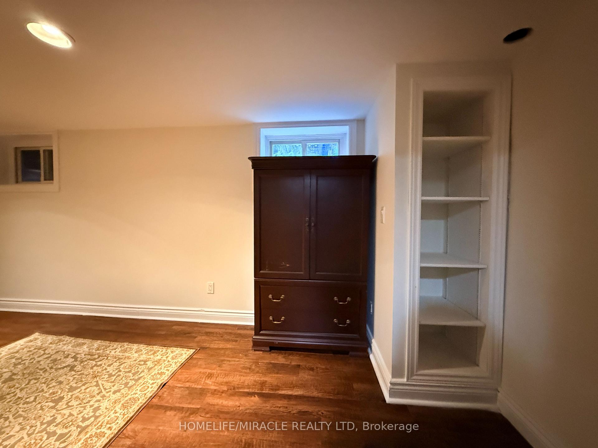 Photo 18 of 755 Somerville Street, Oshawa, Centennial — HOMEH