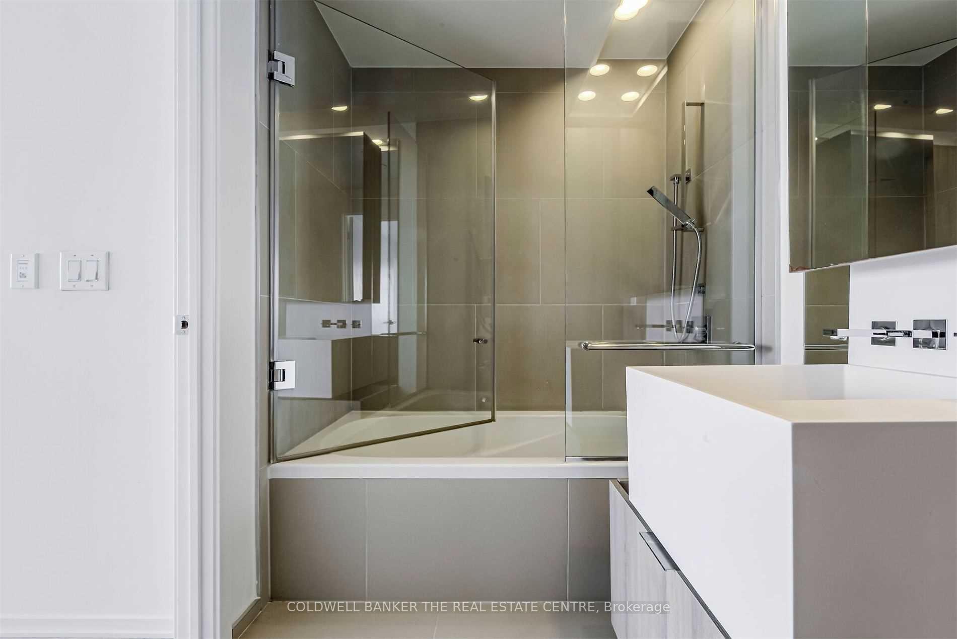 Photo 25 of Unit 6607, 1 Bloor Street E, Toronto, Church-Yonge Corridor — HOMEH