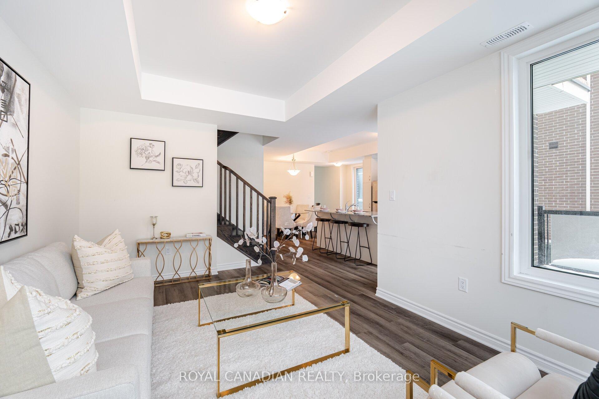 Photo 12 of Unit 401, 1034 Reflection Place, Pickering, Rural Pickering — HOMEH