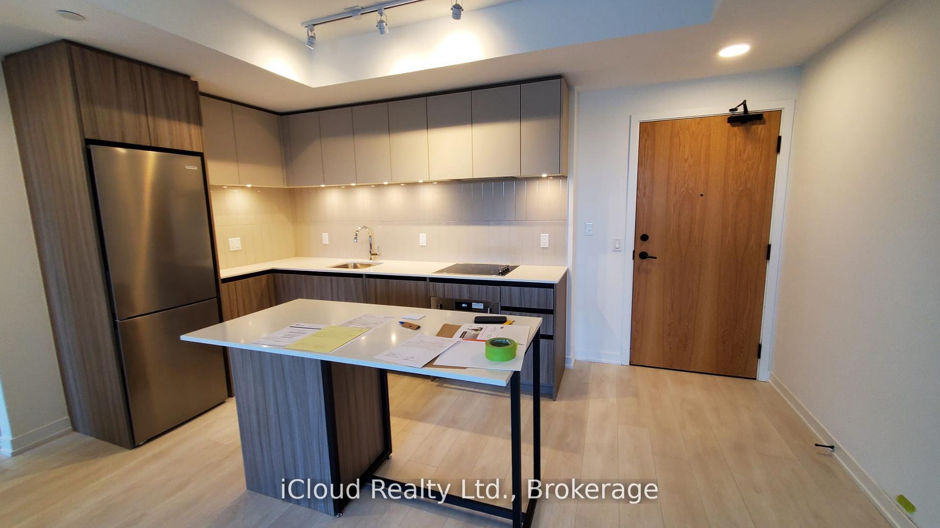 Photo 1 of Unit 210, 7950 Bathurst Street, Vaughan, Beverley Glen — HOMEH