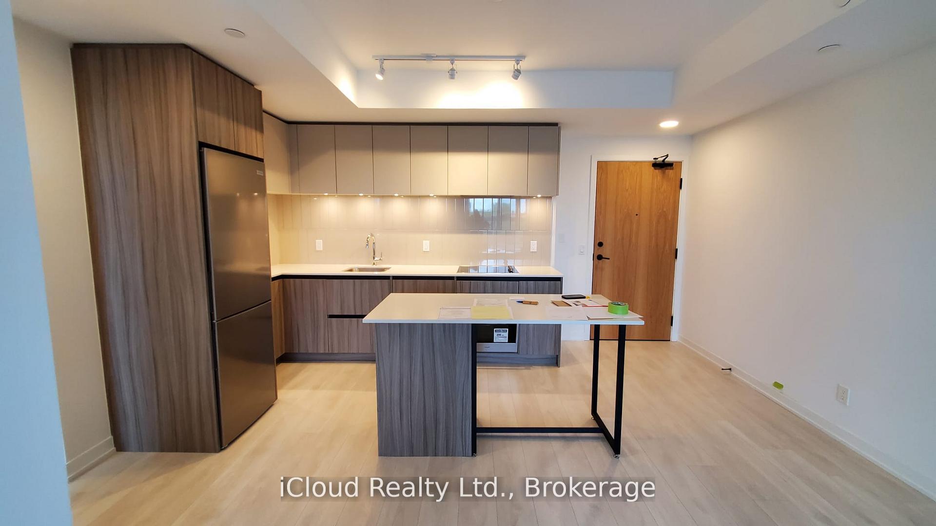 Photo 2 of Unit 210, 7950 Bathurst Street, Vaughan, Beverley Glen — HOMEH