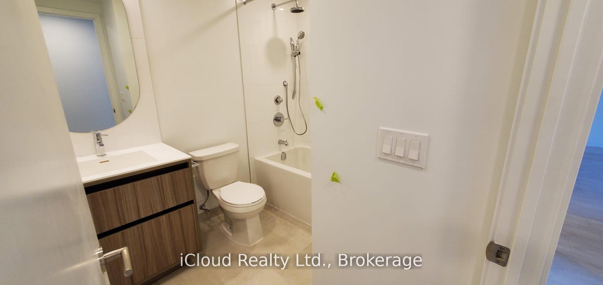 Photo 4 of Unit 210, 7950 Bathurst Street, Vaughan, Beverley Glen — HOMEH
