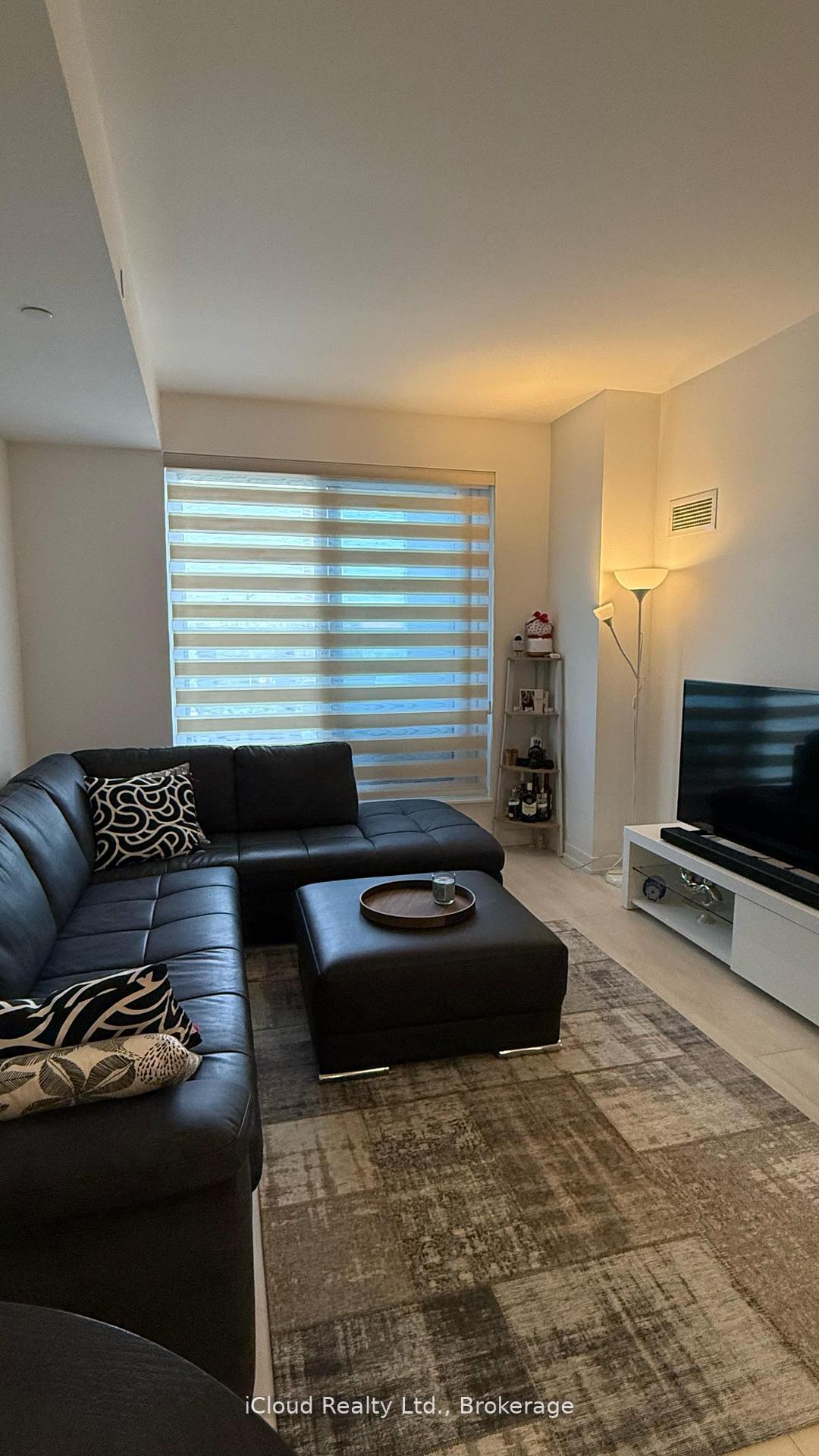 Photo 16 of Unit 210, 7950 Bathurst Street, Vaughan, Beverley Glen — HOMEH