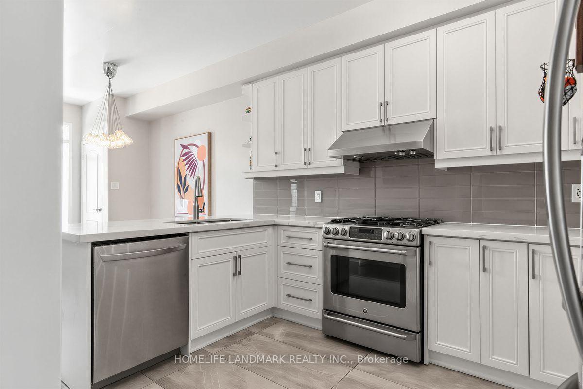 Photo 15 of 2300 Bur Oak Avenue, Markham, Greensborough — HOMEH