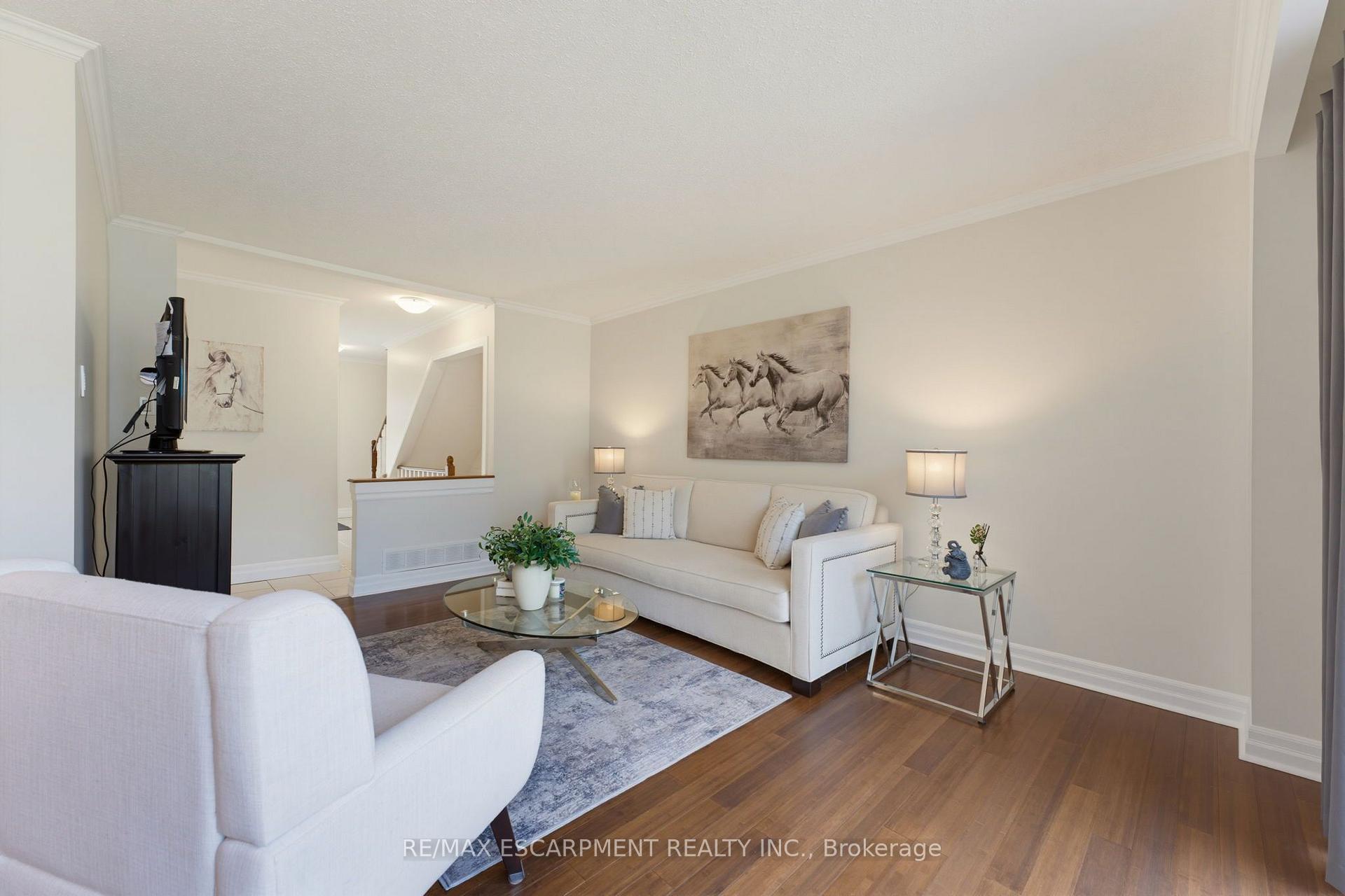 Photo 6 of 620 Forestwood Crescent, Burlington, Appleby — HOMEH