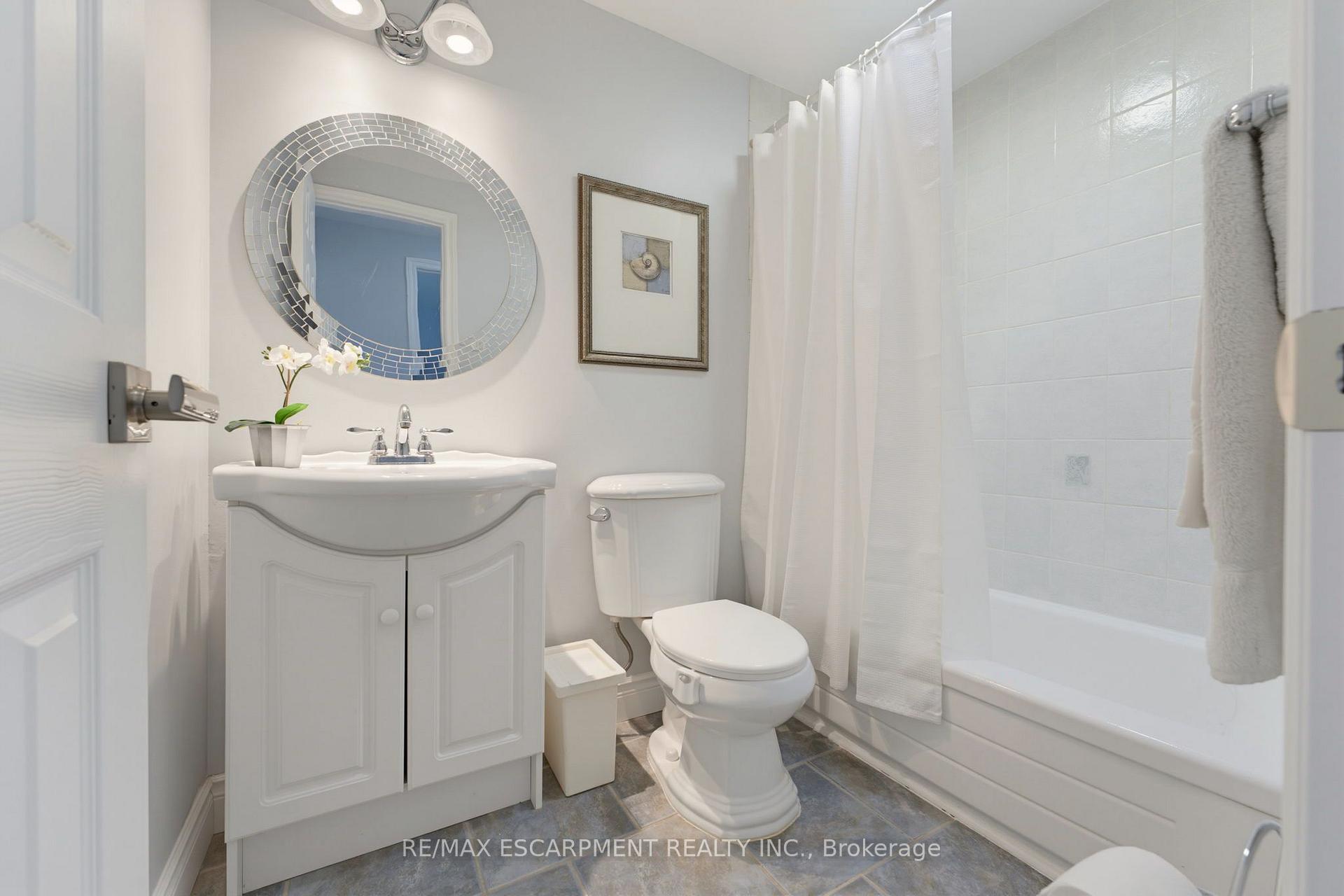 Photo 20 of 620 Forestwood Crescent, Burlington, Appleby — HOMEH