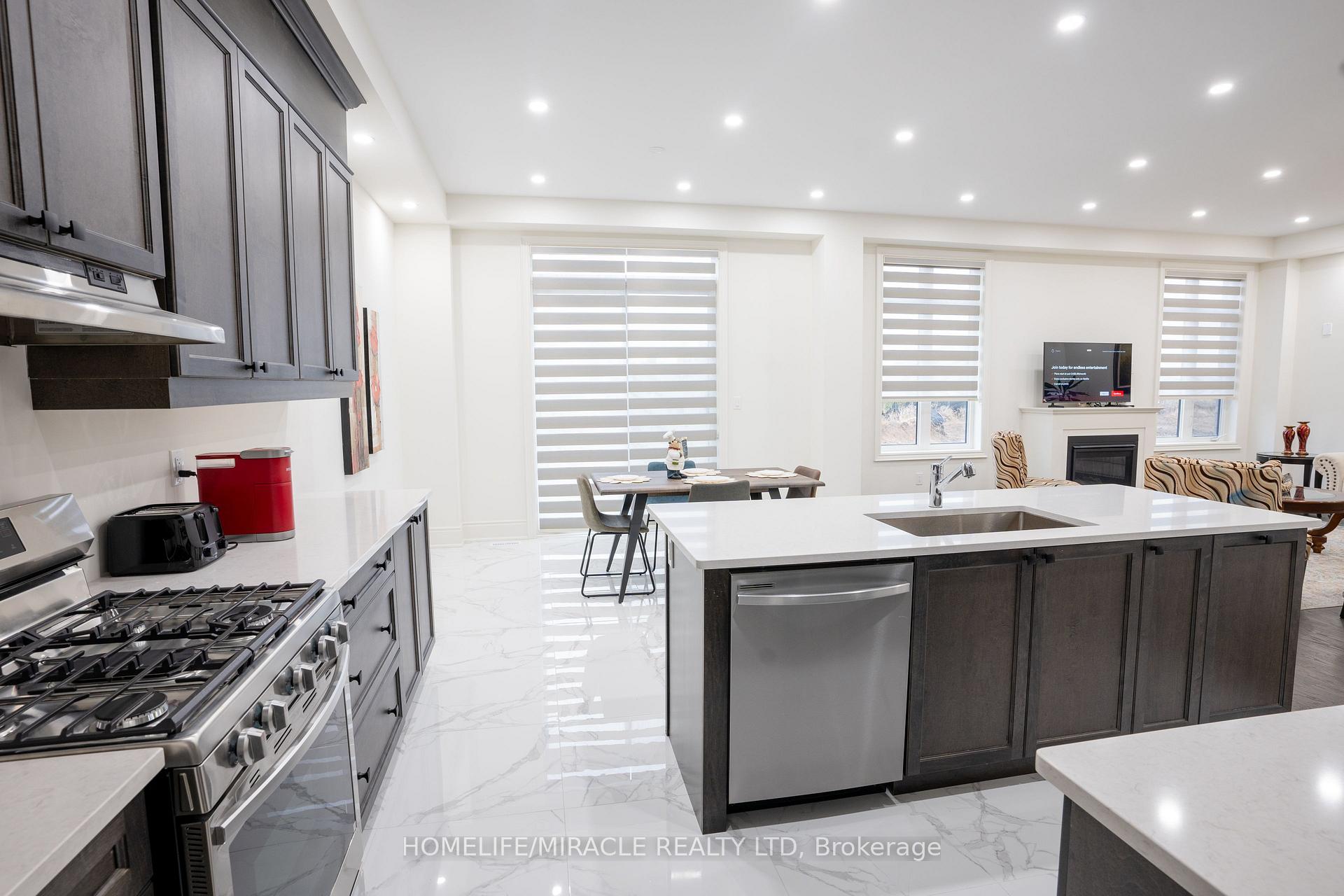 Photo 22 of 93 Bluebird Boulevard, Adjala-Tosorontio, Colgan — HOMEH
