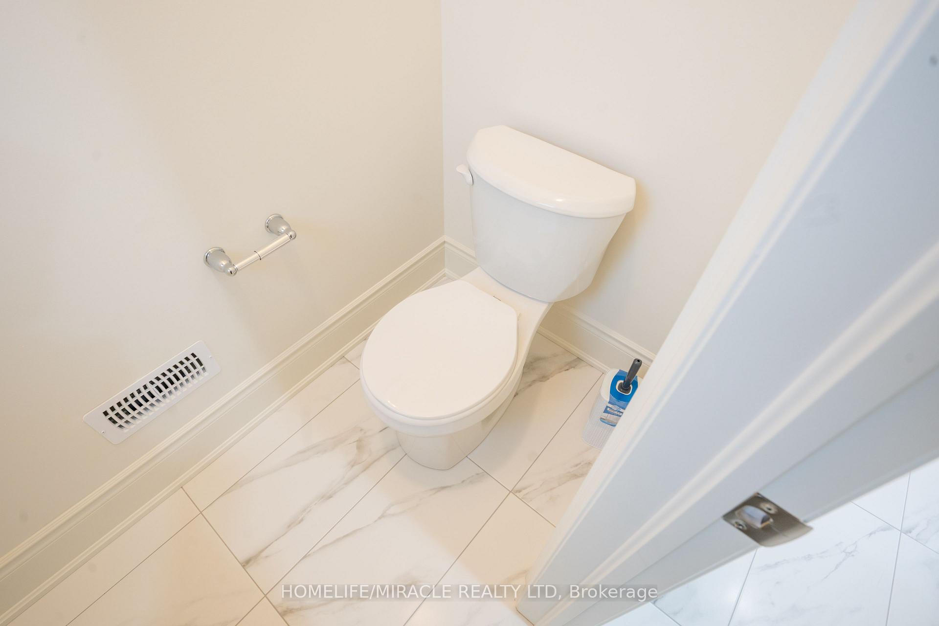 Photo 35 of 93 Bluebird Boulevard, Adjala-Tosorontio, Colgan — HOMEH