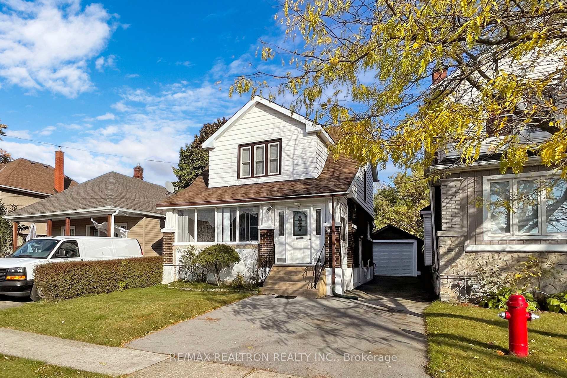Photo 2 of 14 Myrtle Avenue, Welland, Welland Downtown — HOMEH