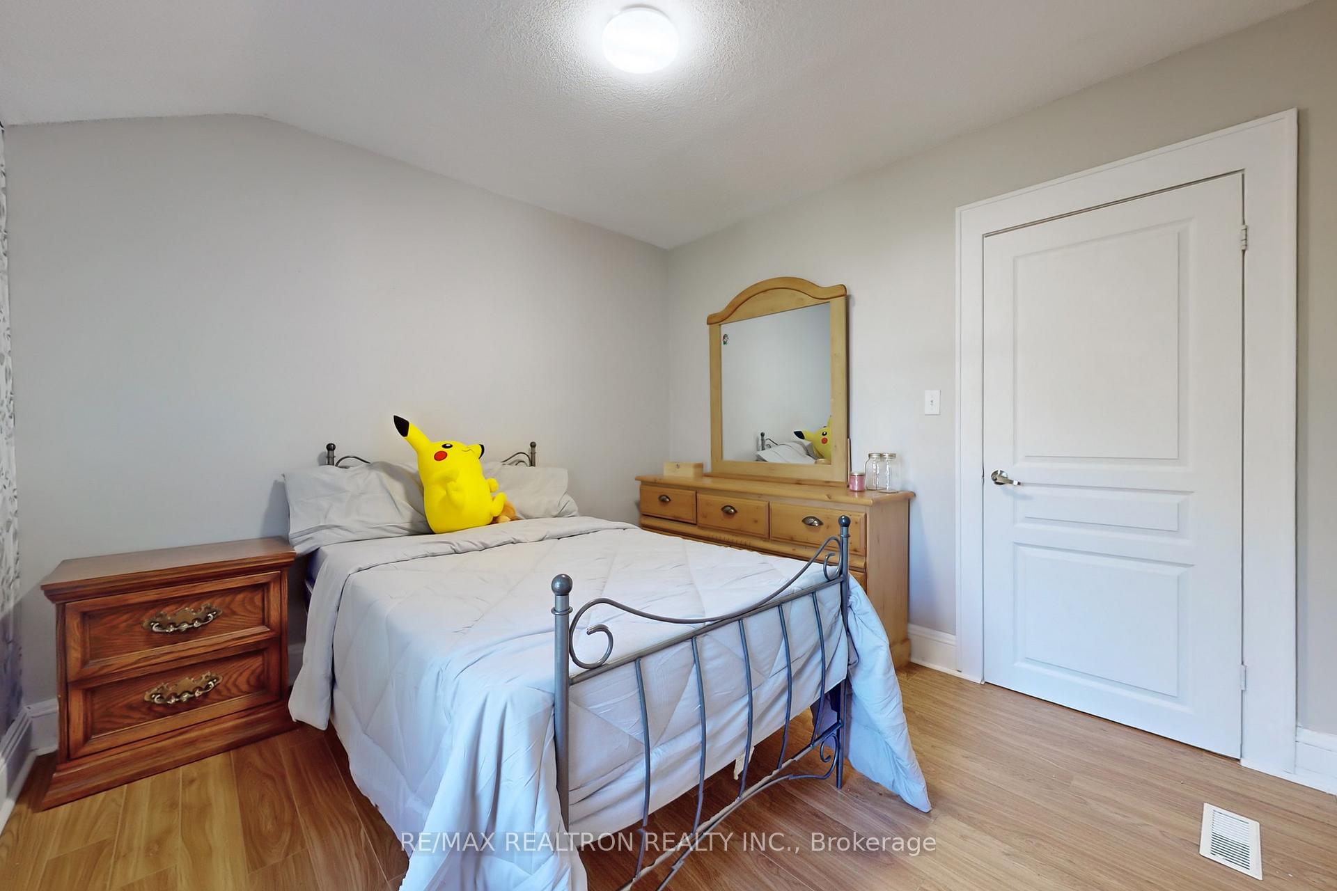 Photo 20 of 14 Myrtle Avenue, Welland, Welland Downtown — HOMEH
