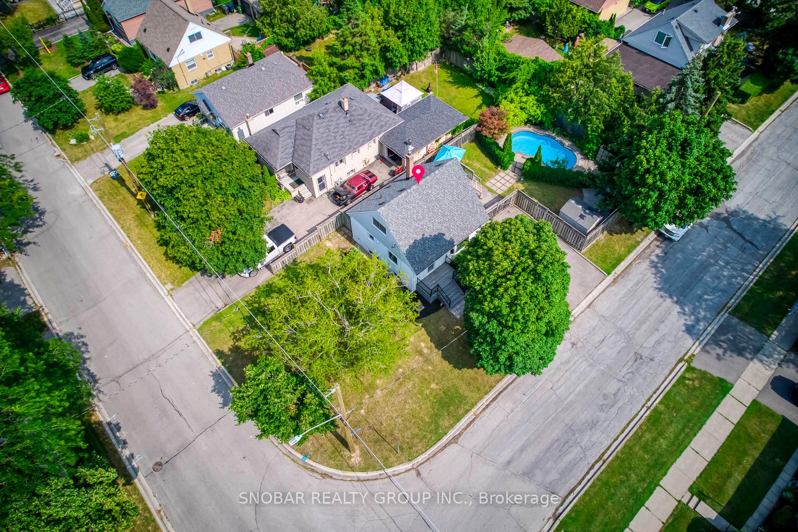 Photo 34 of 3 Burchell Road, Etobicoke, Elms-Old Rexdale — HOMEH