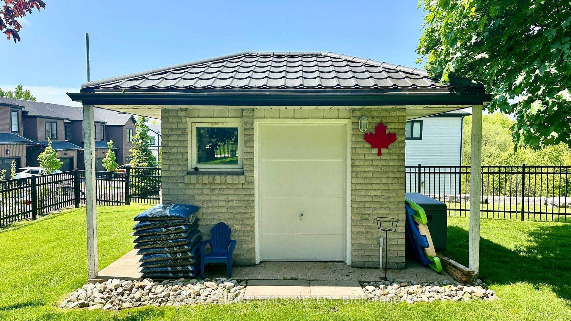 Photo 6 of 1 Edenridge Drive, Haldimand — HOMEH