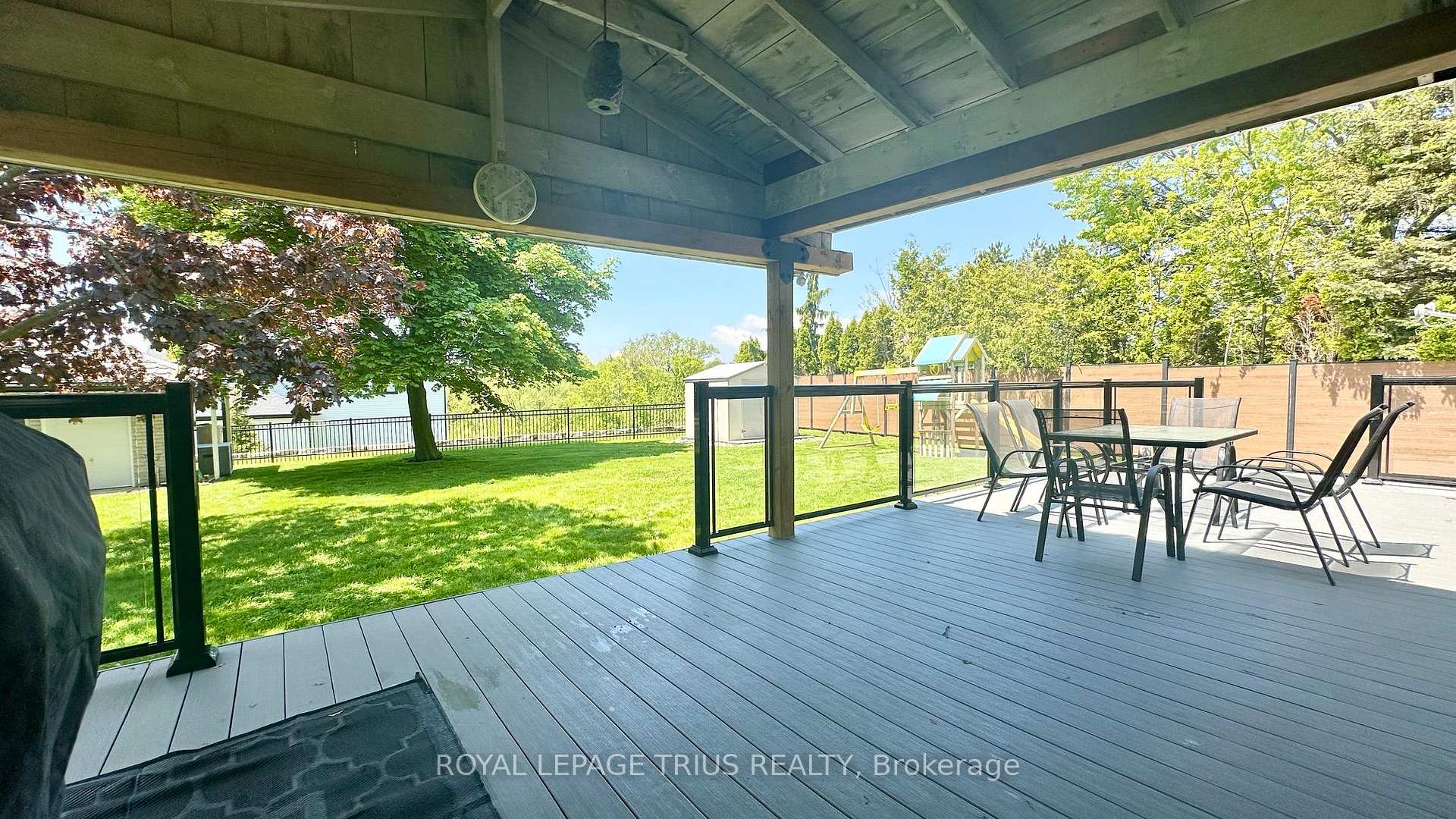 Photo 16 of 1 Edenridge Drive, Haldimand — HOMEH