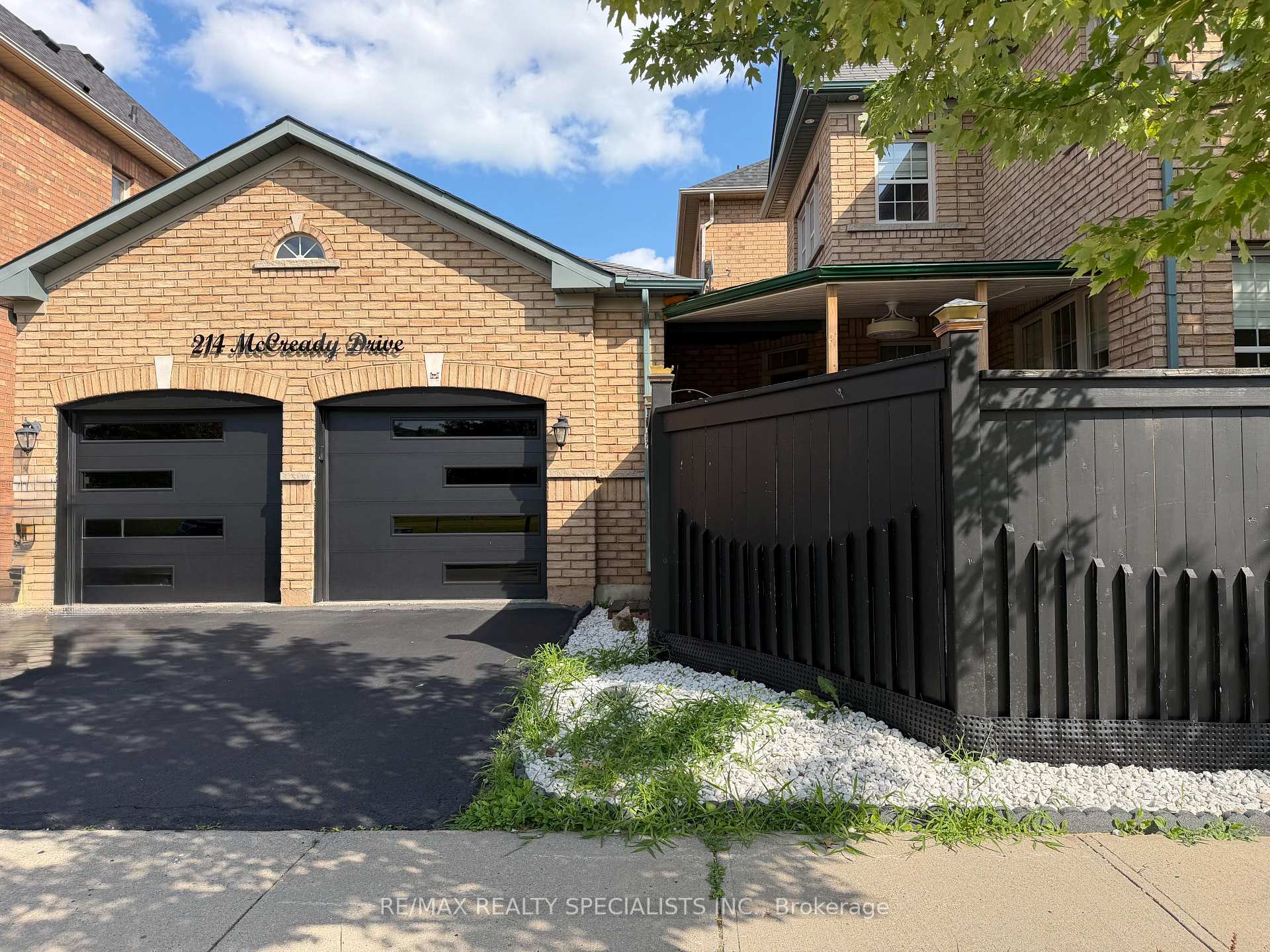 Photo 2 of 214 Mccready Drive, Milton, Scott — HOMEH