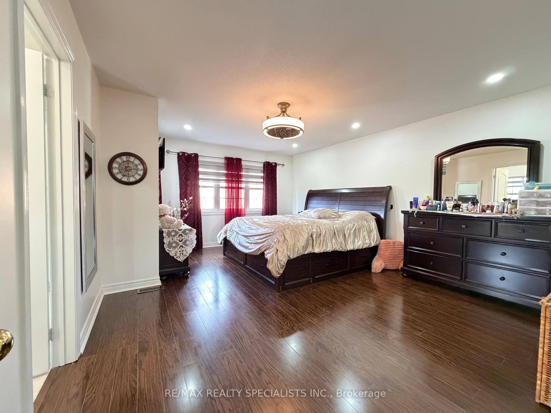 Photo 29 of 214 Mccready Drive, Milton, Scott — HOMEH