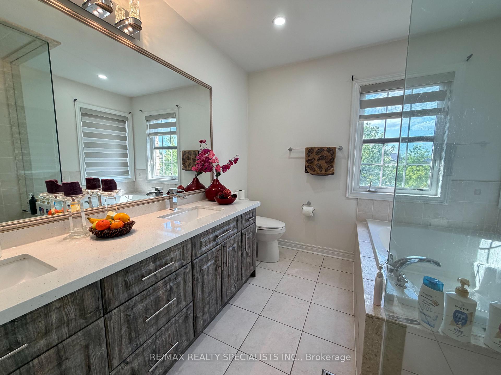 Photo 32 of 214 Mccready Drive, Milton, Scott — HOMEH