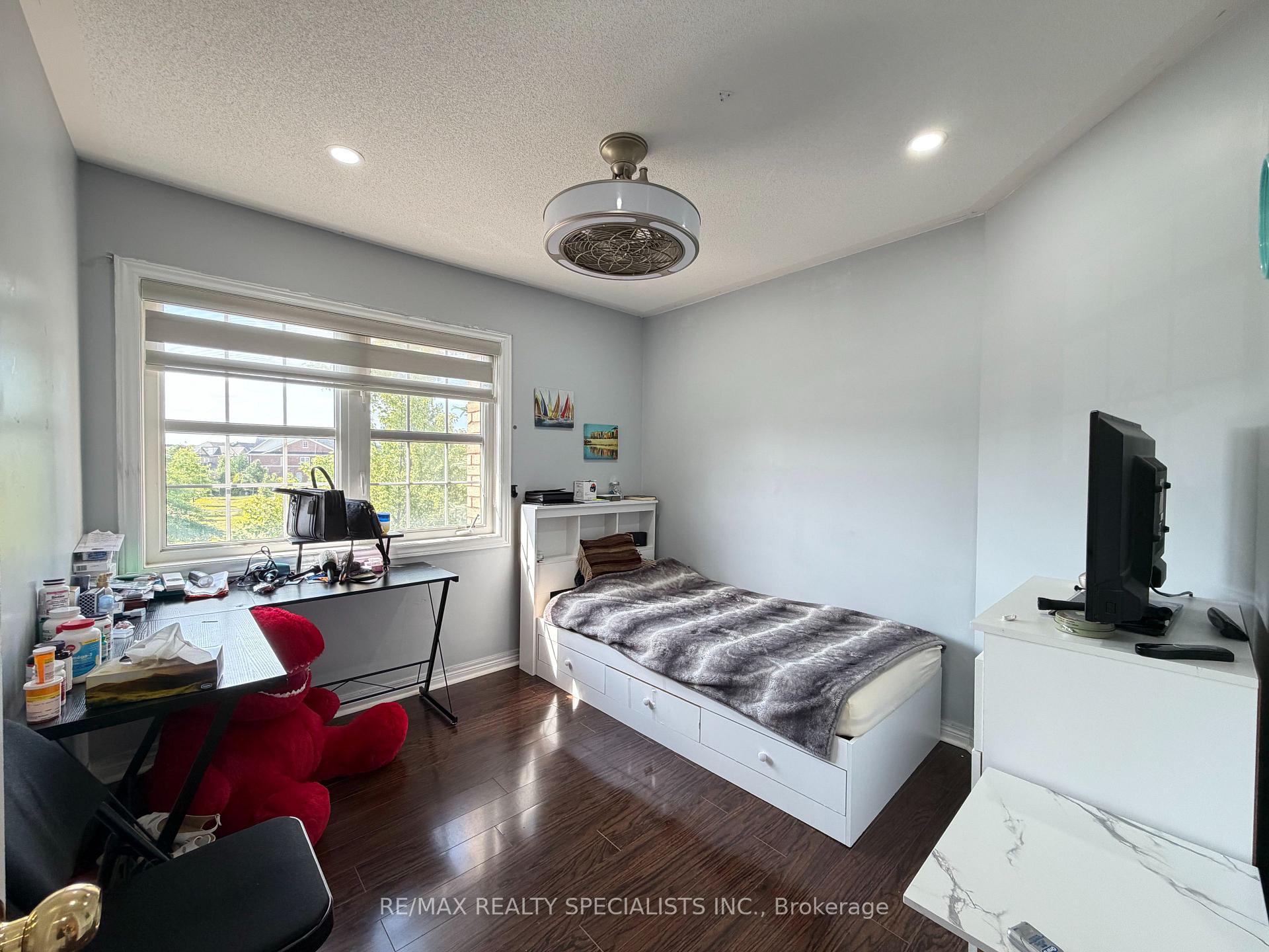 Photo 34 of 214 Mccready Drive, Milton, Scott — HOMEH