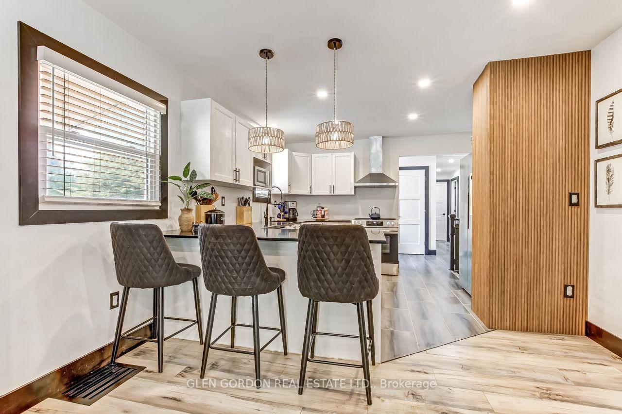 Photo 7 of 1620 Scott Street, London, East H — HOMEH