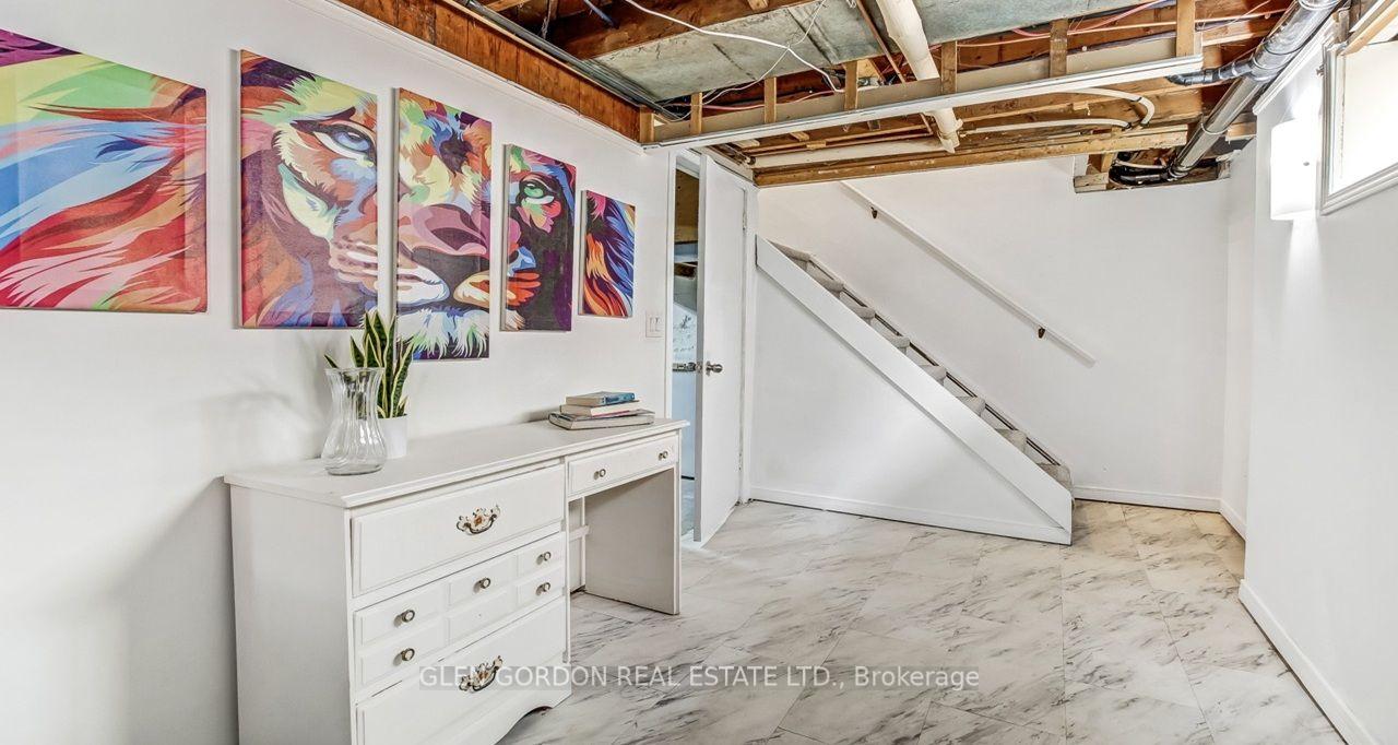 Photo 39 of 1620 Scott Street, London, East H — HOMEH