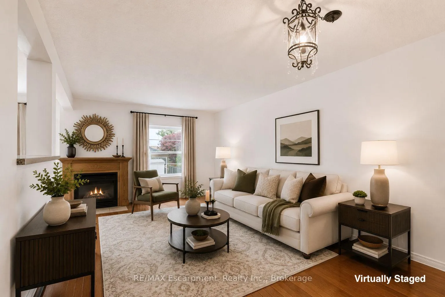 Photo 9 of 117 Frances Avenue, Hamilton, Lakeshore — HOMEH