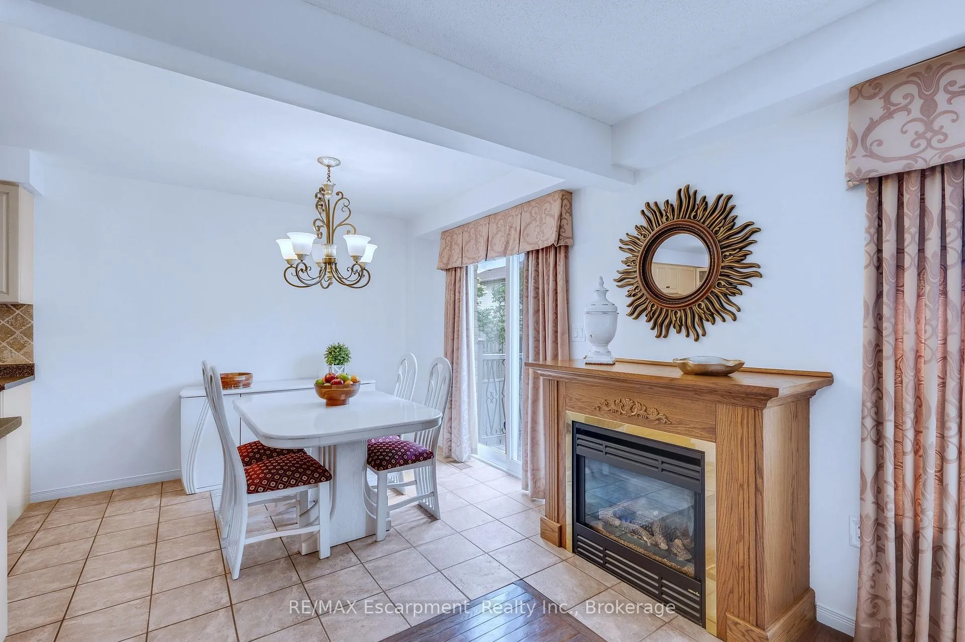 Photo 12 of 117 Frances Avenue, Hamilton, Lakeshore — HOMEH