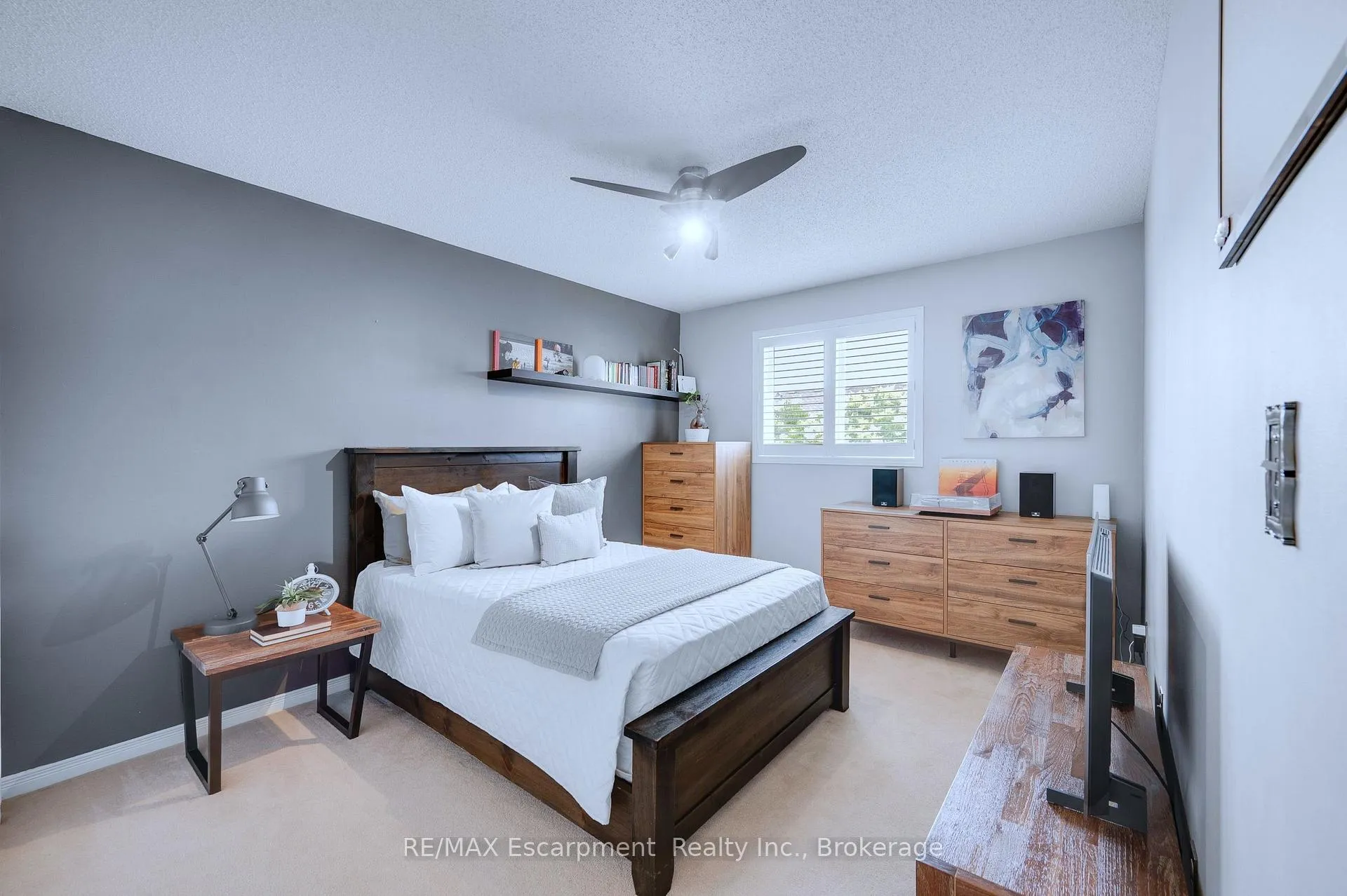 Photo 28 of 117 Frances Avenue, Hamilton, Lakeshore — HOMEH