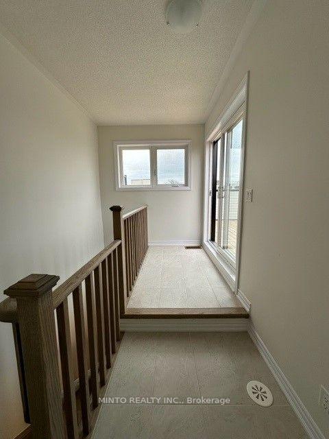 Photo 10 of 16 William Shearn Crescent, Markham, Angus Glen — HOMEH